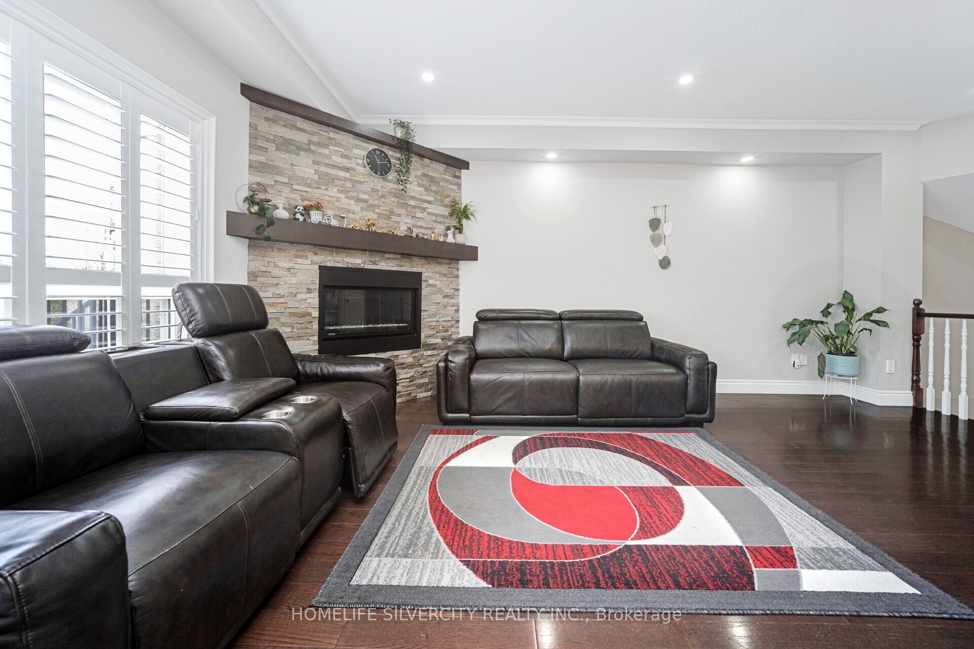 4093 Medland Drive Property Photo 11