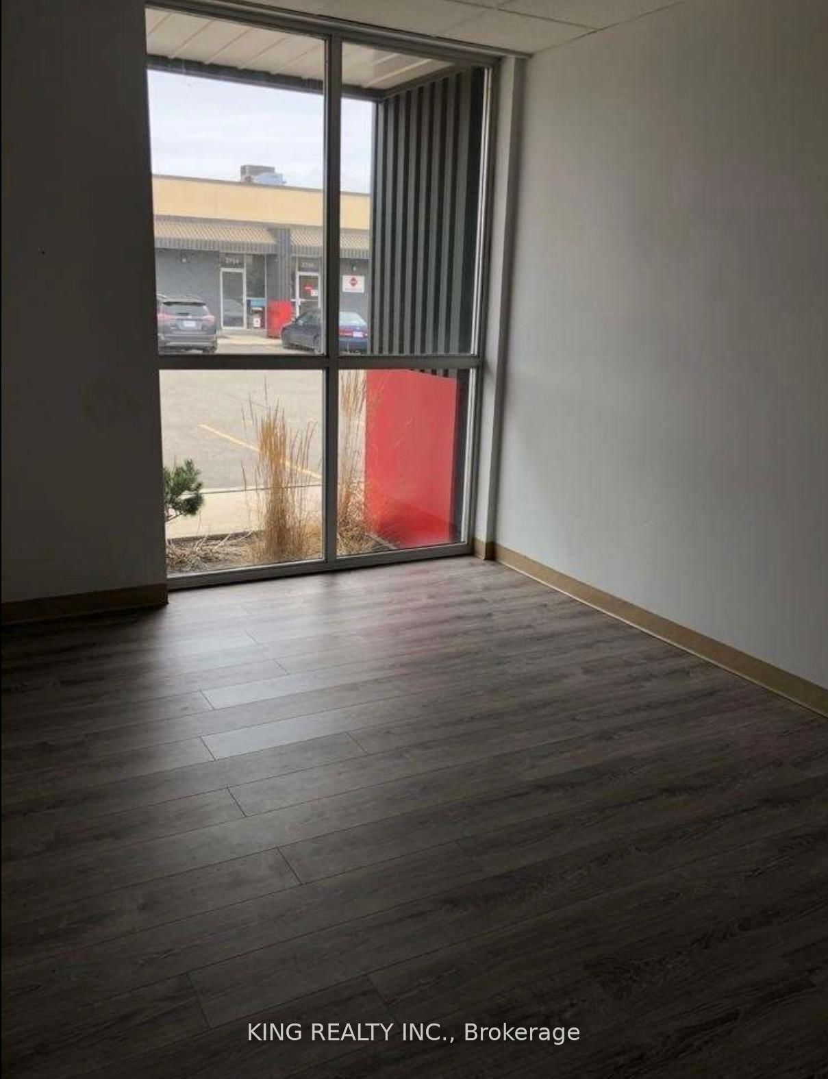 2776 Slough Street Property Photo 3