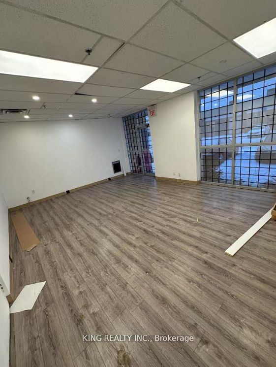 2776 Slough Street Property Photo 8