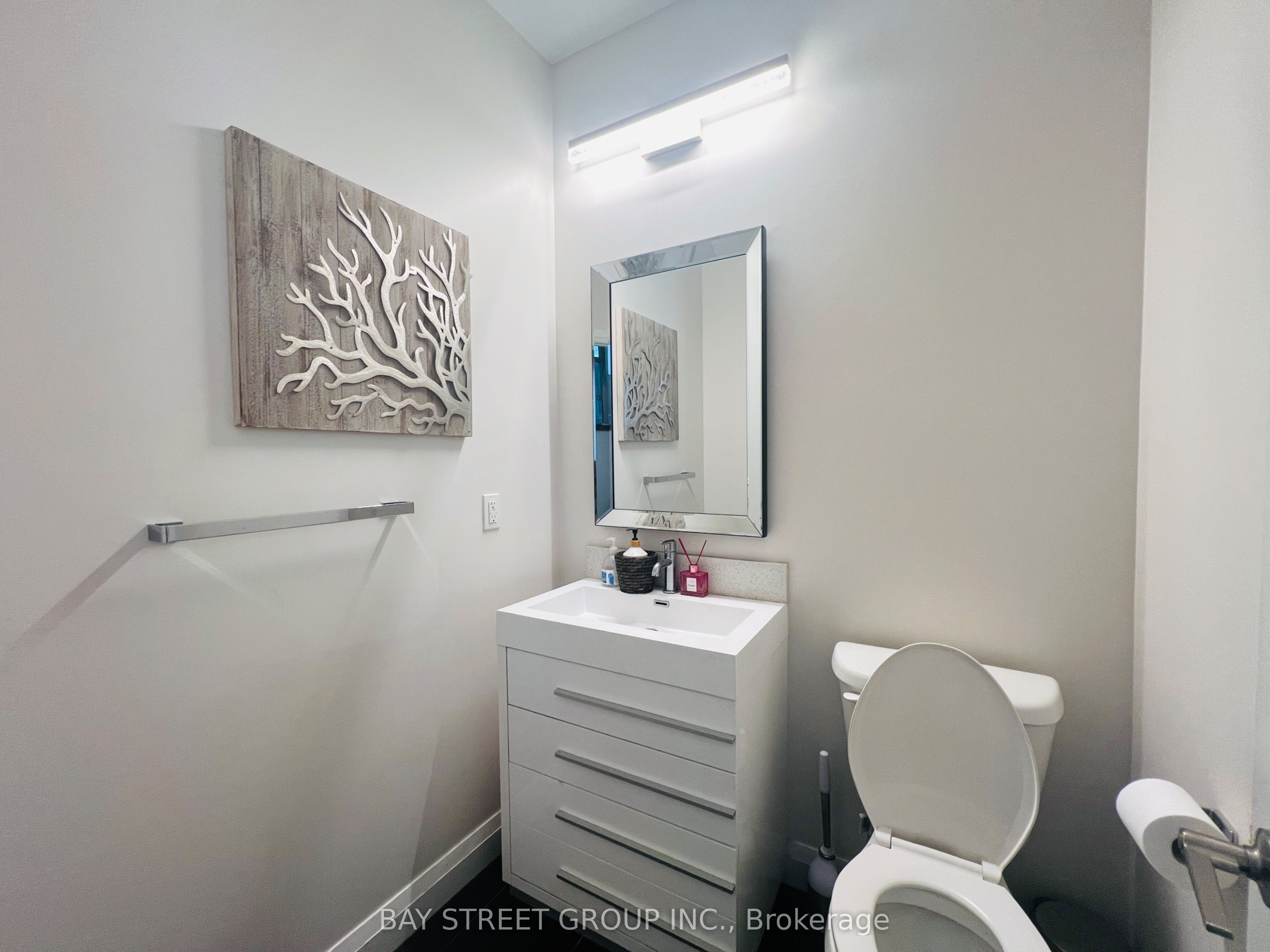 16 Enfield Avenue Property Photo 7