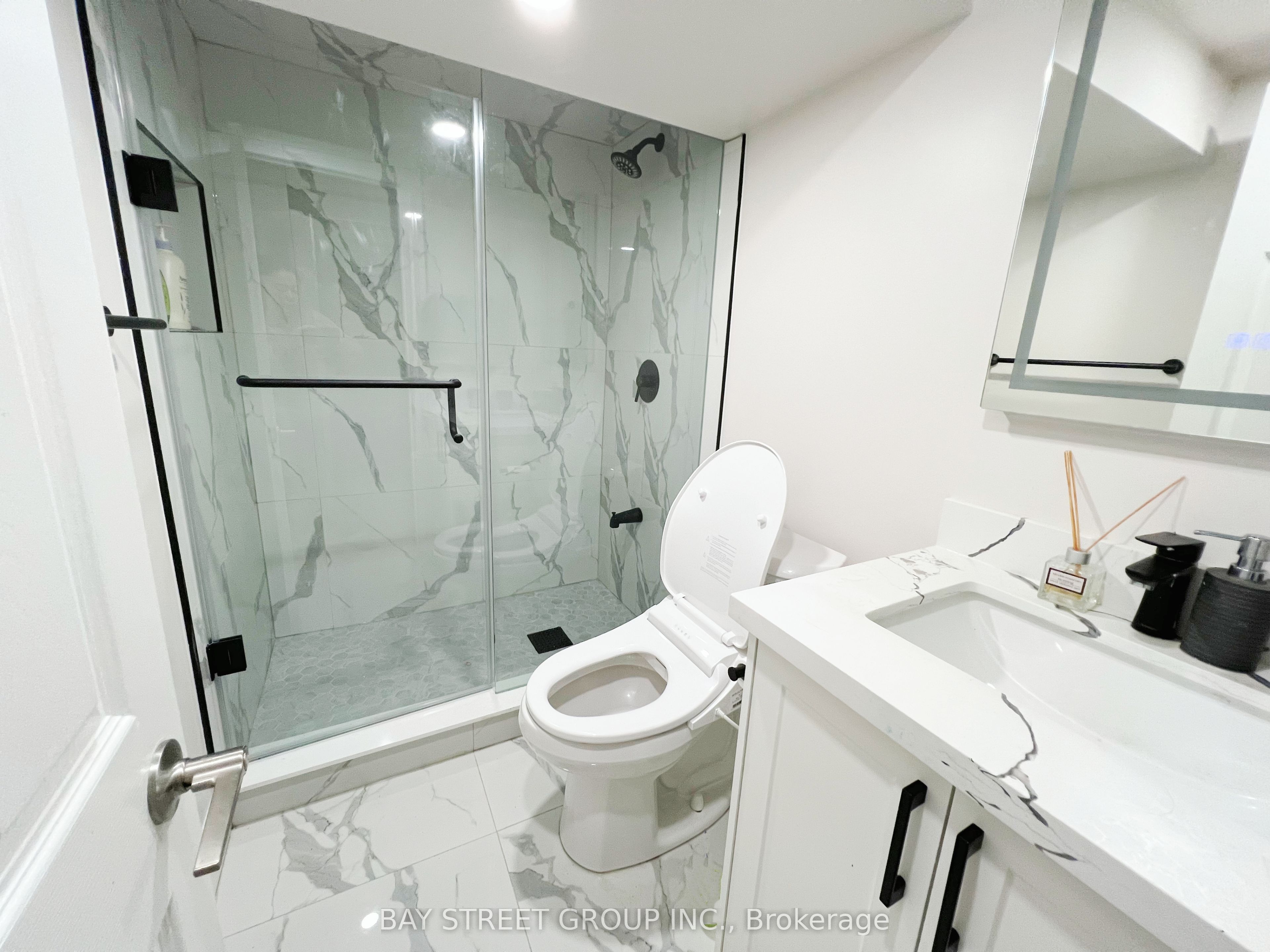16 Enfield Avenue Property Photo 24