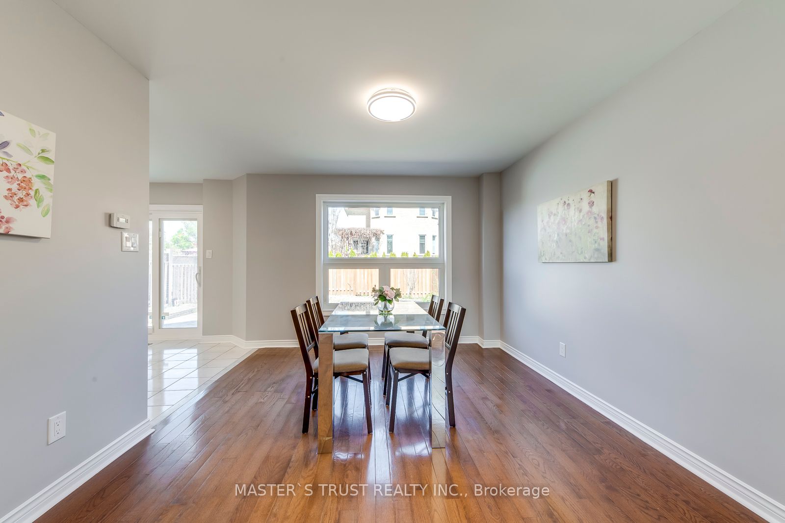 5375 Fasdon Court Property Photo 8