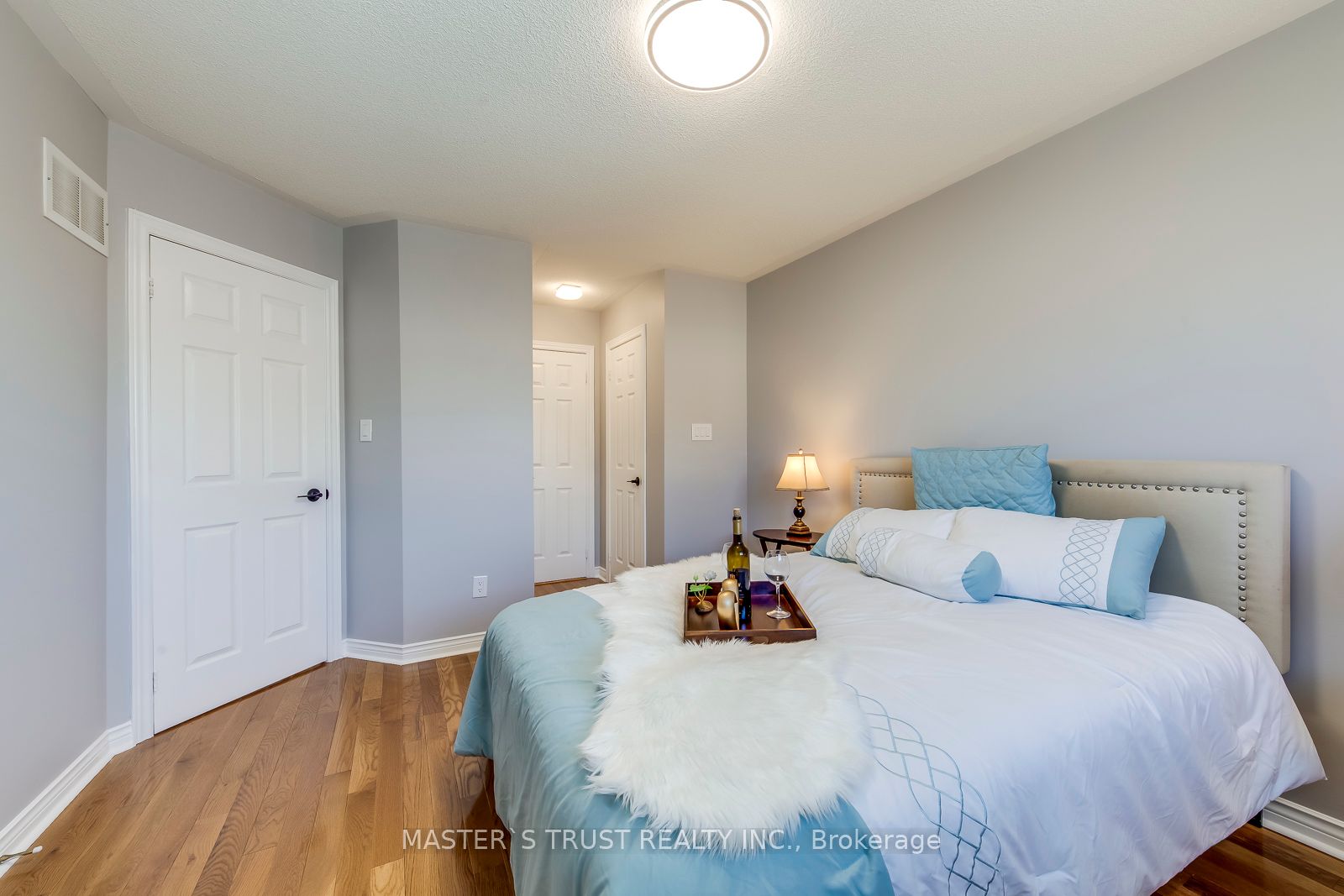 5375 Fasdon Court Property Photo 28