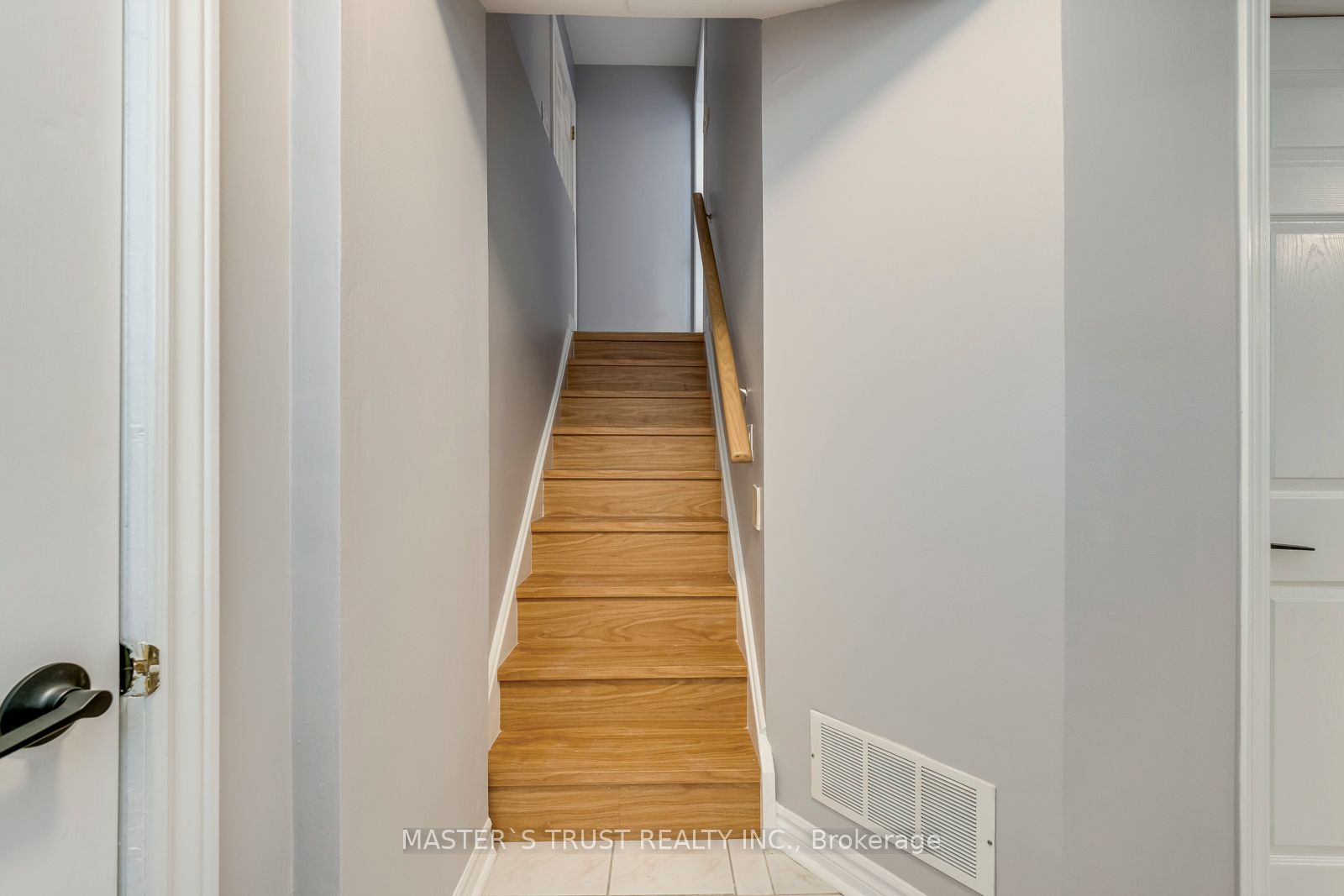 5375 Fasdon Court Property Photo 40