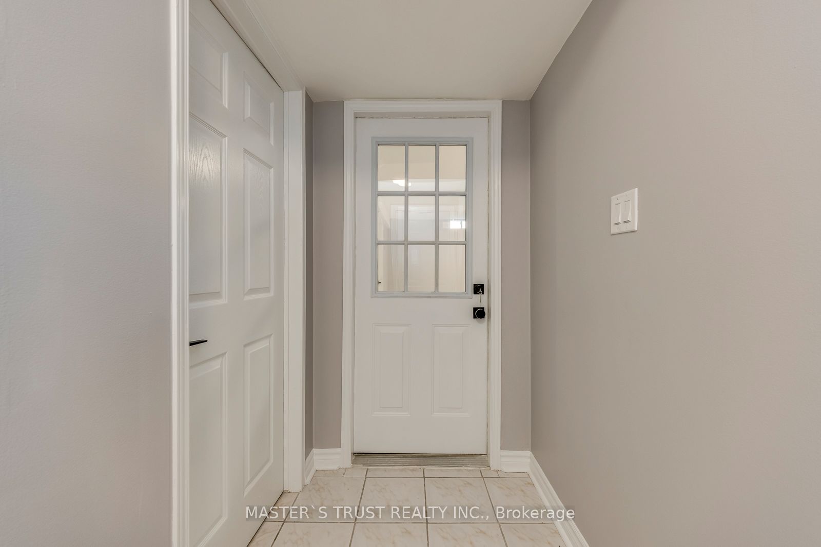 5375 Fasdon Court Property Photo 41