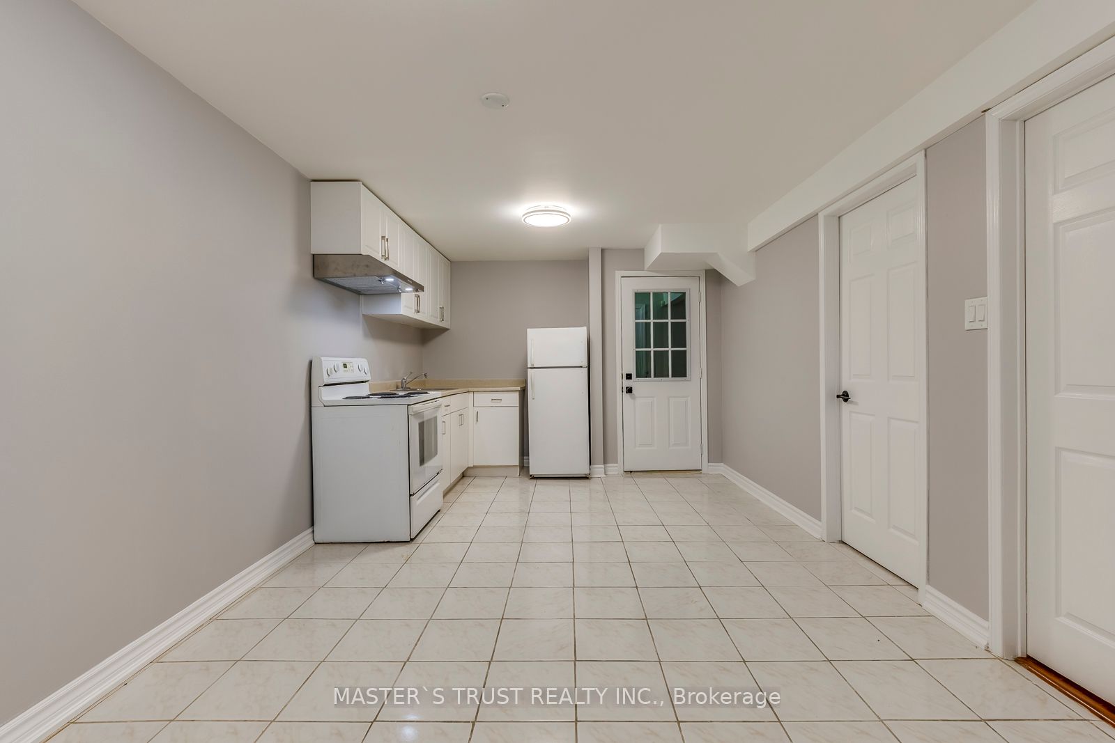 5375 Fasdon Court Property Photo 43