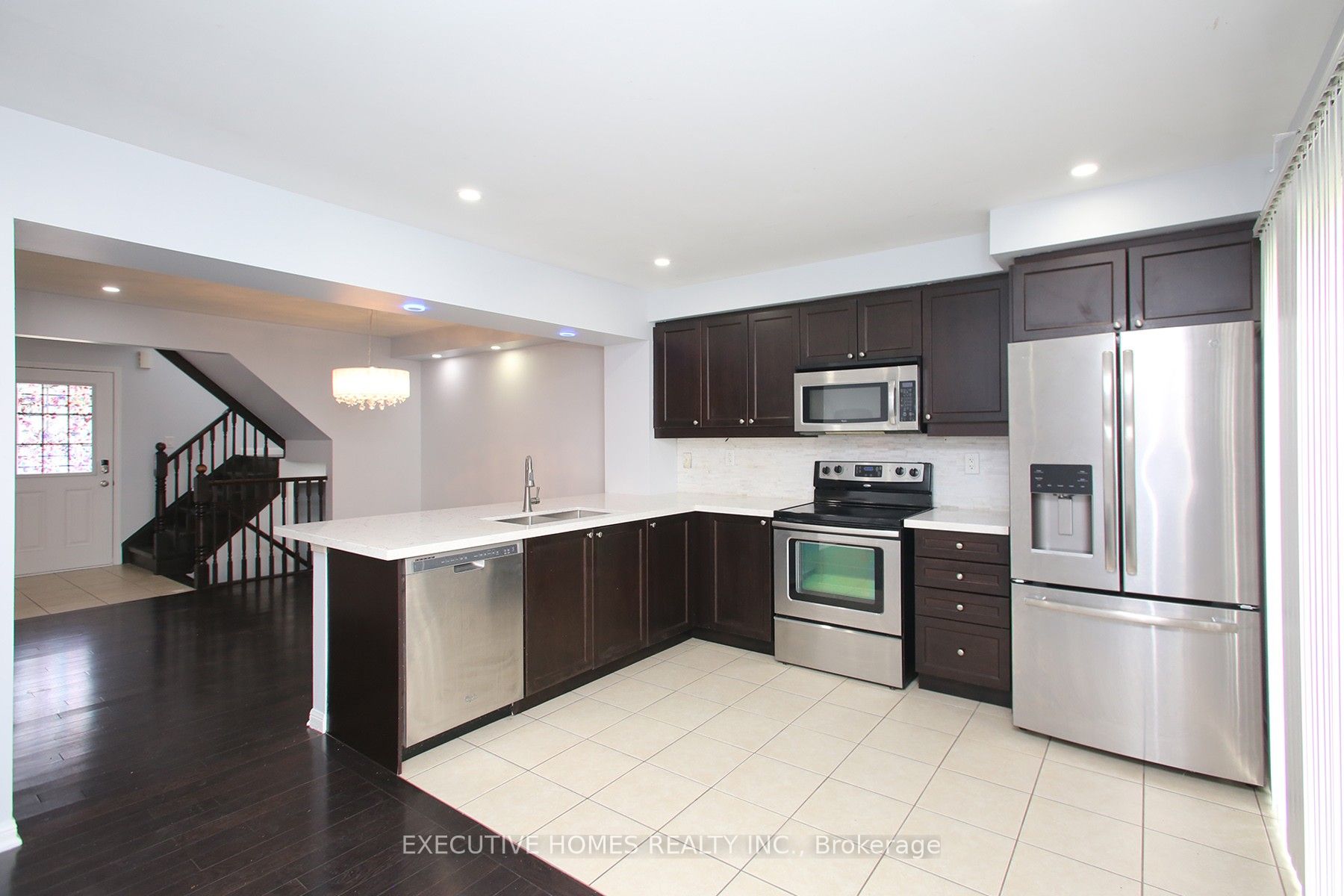 332 Chuchmach Close Property Photo 10