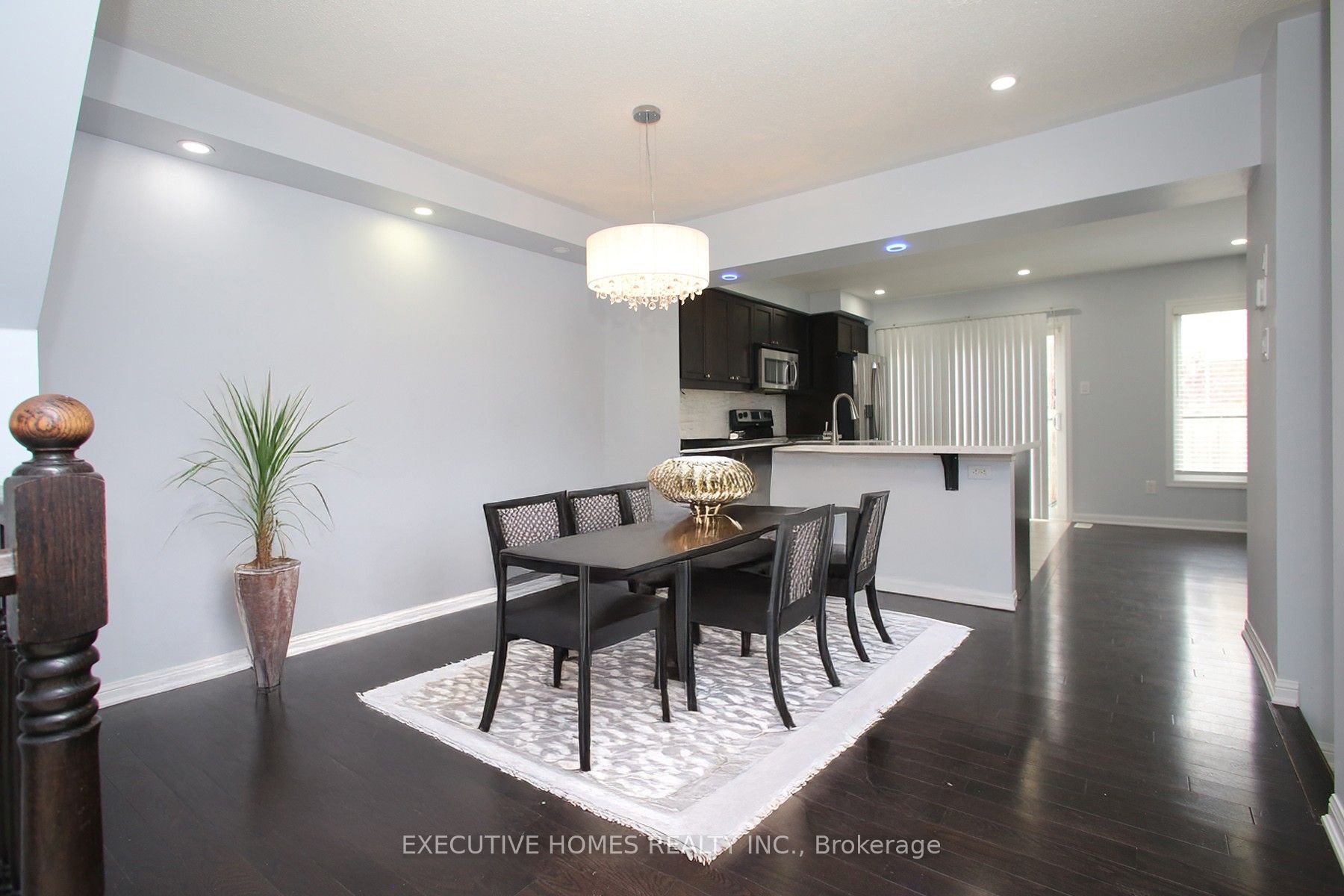 332 Chuchmach Close Property Photo 12