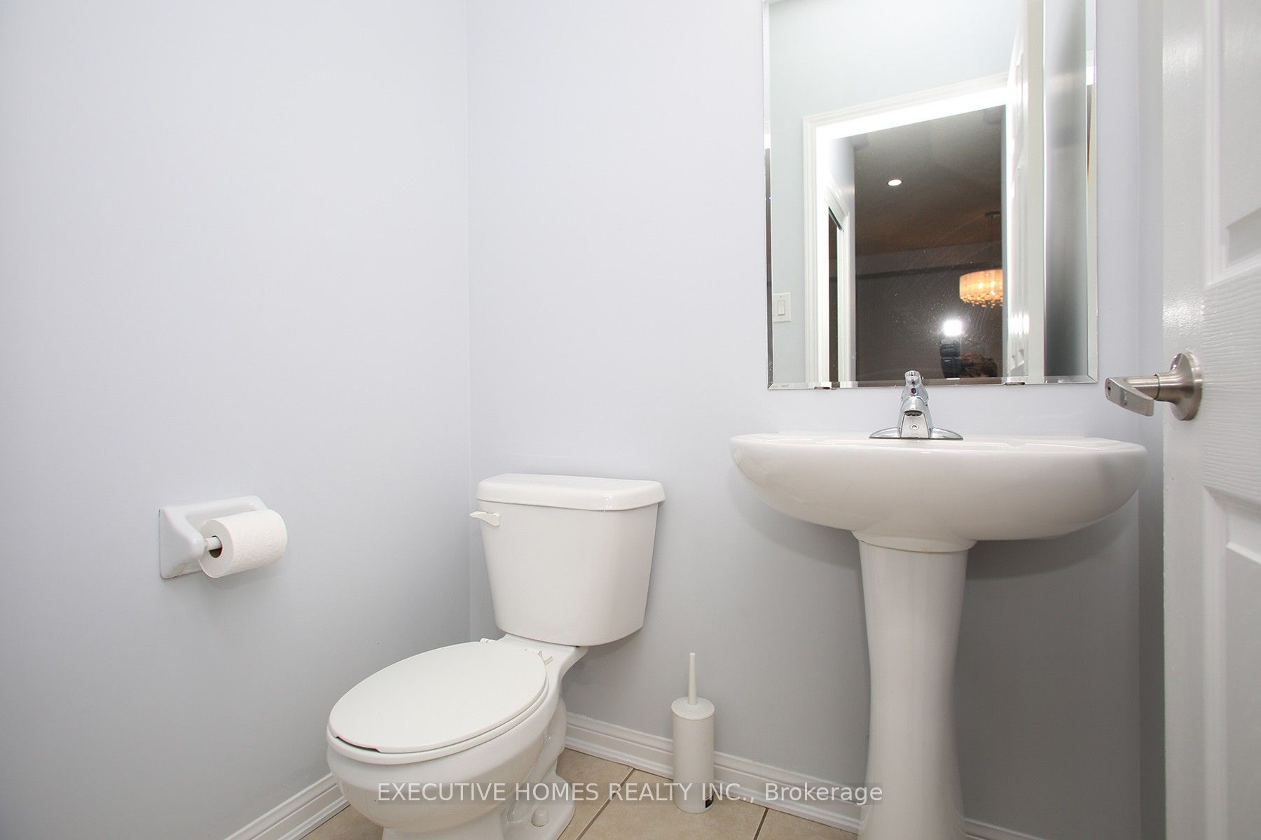 332 Chuchmach Close Property Photo 15