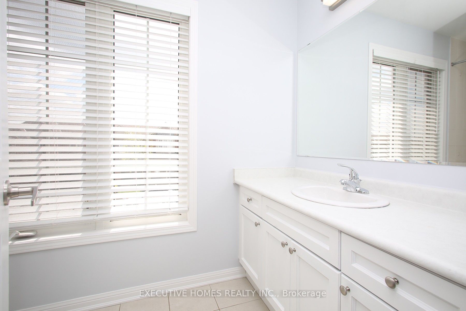 332 Chuchmach Close Property Photo 19