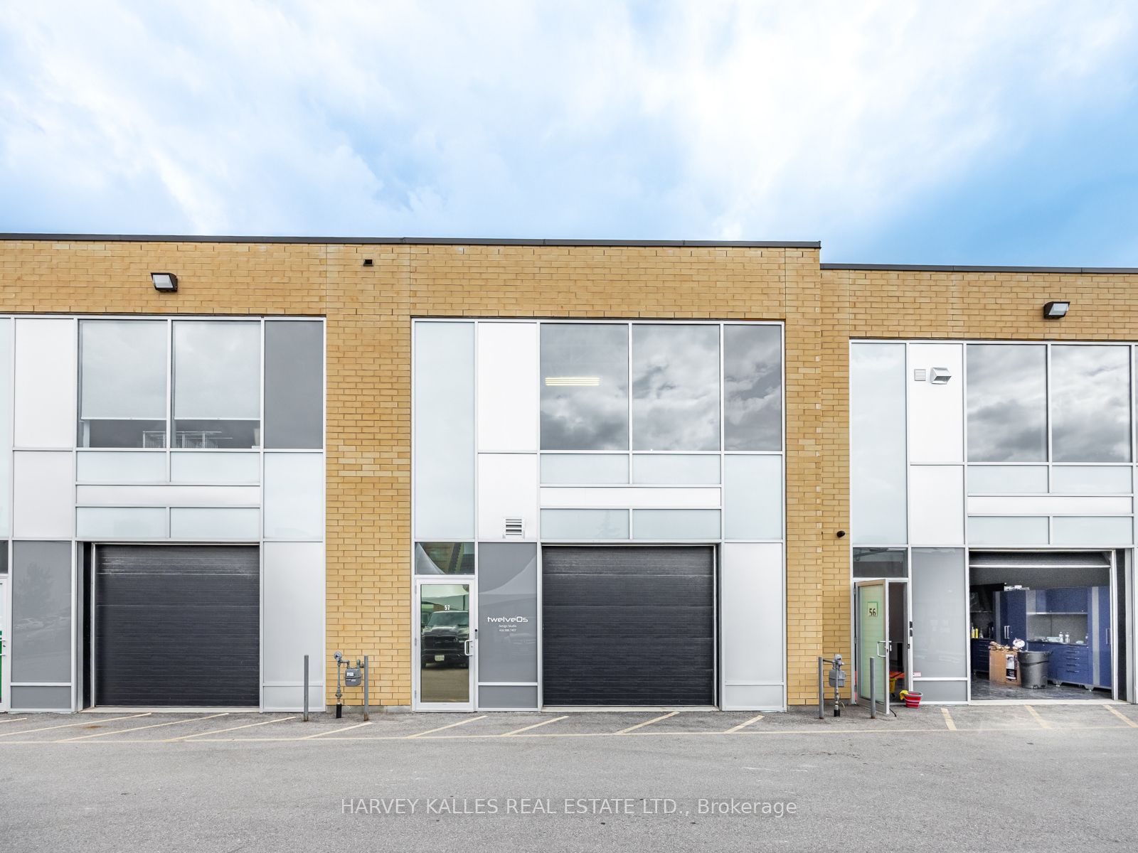 1215 Queensway N/a E 57 Property Photo 17