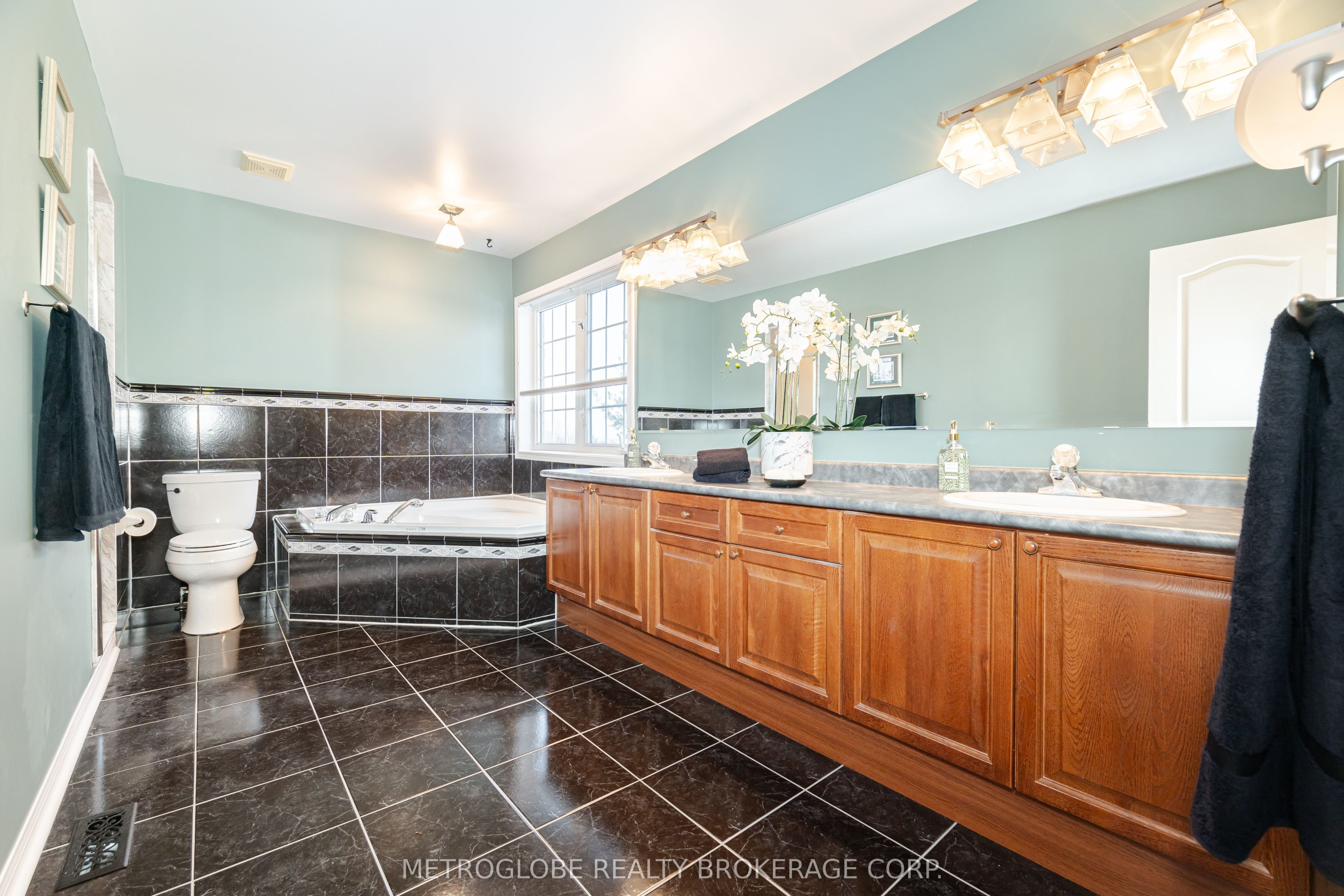38 Maltby Court Property Photo 19