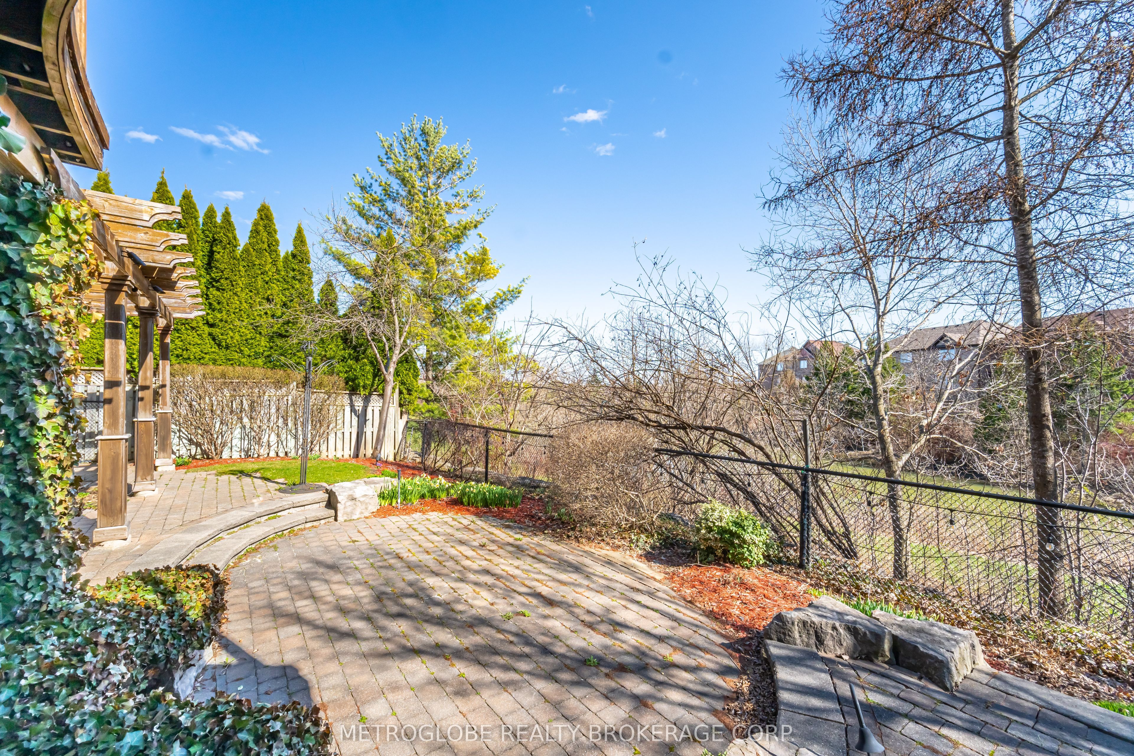 38 Maltby Court Property Photo 46