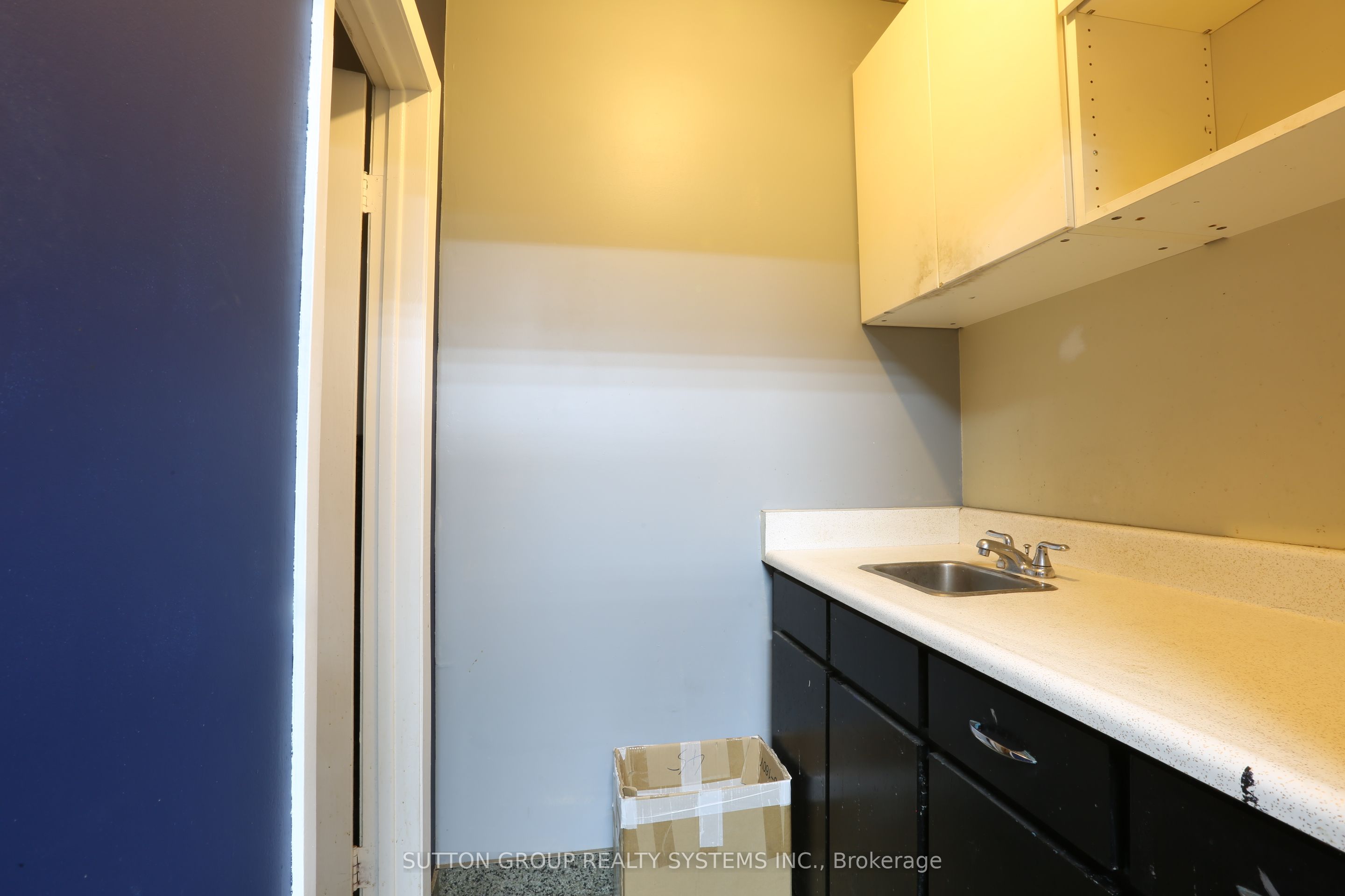 2266 Drew Road 12 Property Photo 8