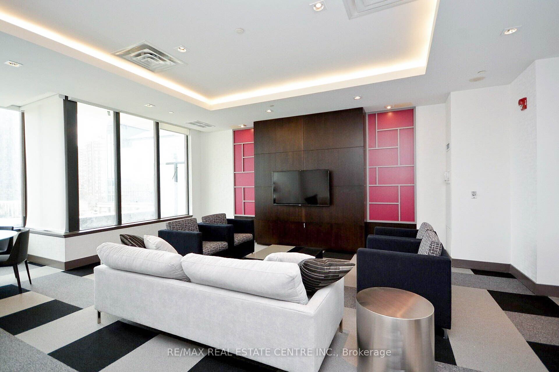 #516 - 4011 Brickstone Mews Property Photo 25