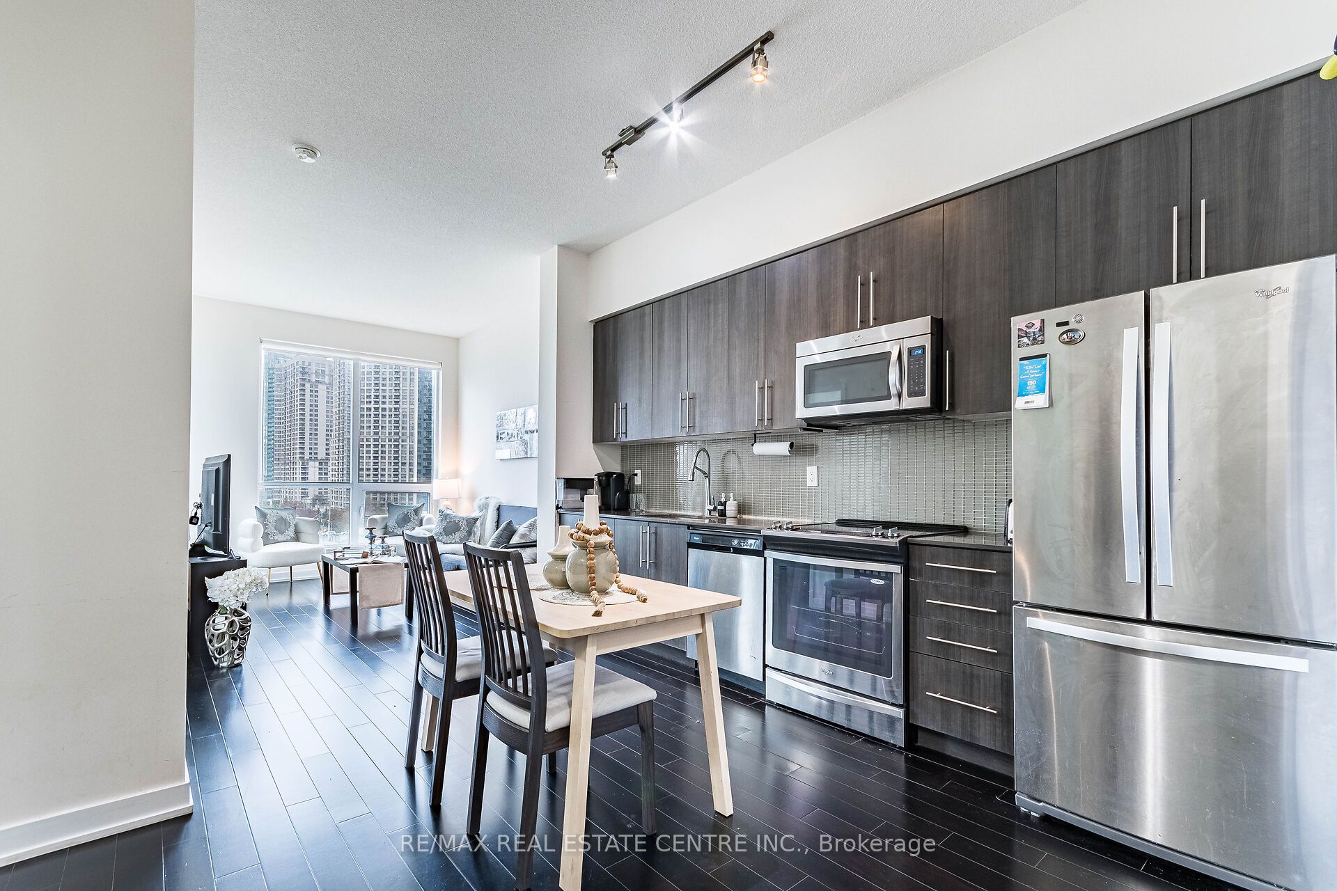 #516 - 4011 Brickstone Mews Property Photo 40