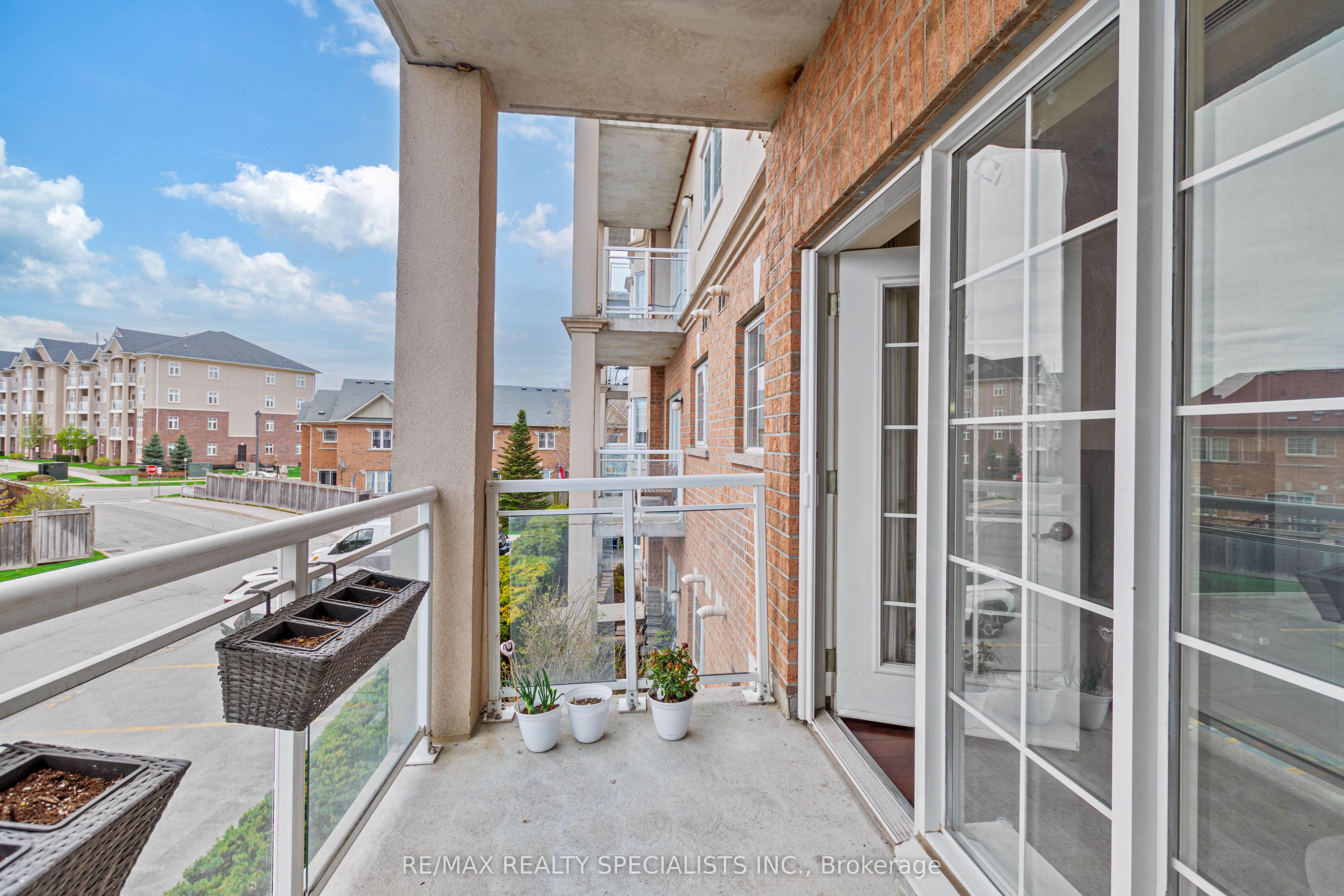 #201 - 1379 Costigan Road Property Photo 21