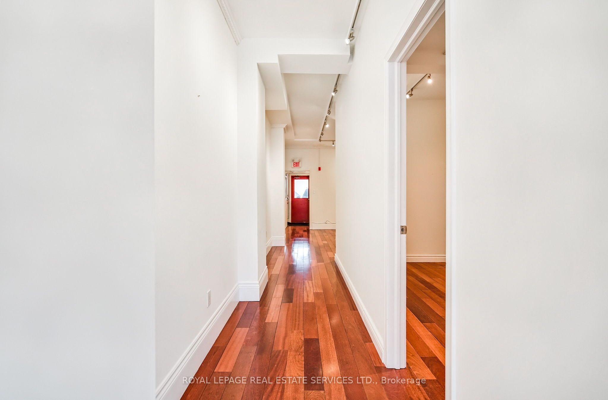395 Pearl Street Property Photo 7