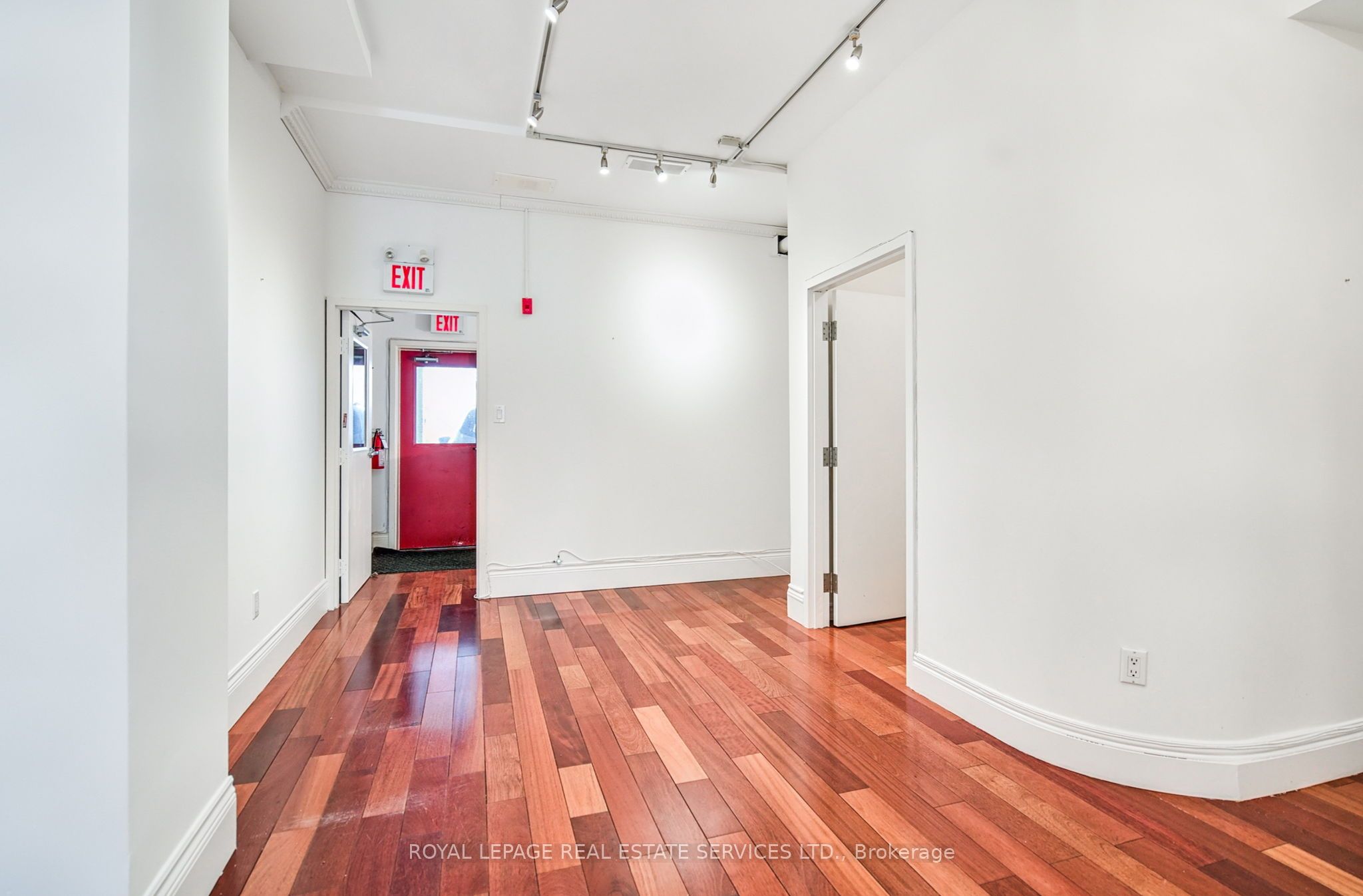 395 Pearl Street Property Photo 10