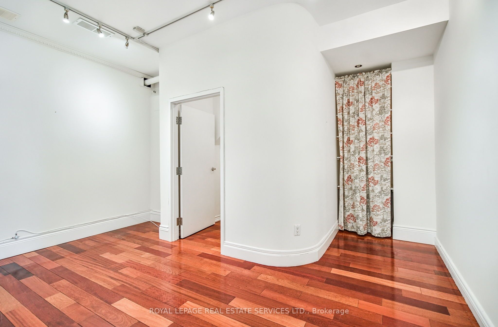 395 Pearl Street Property Photo 11