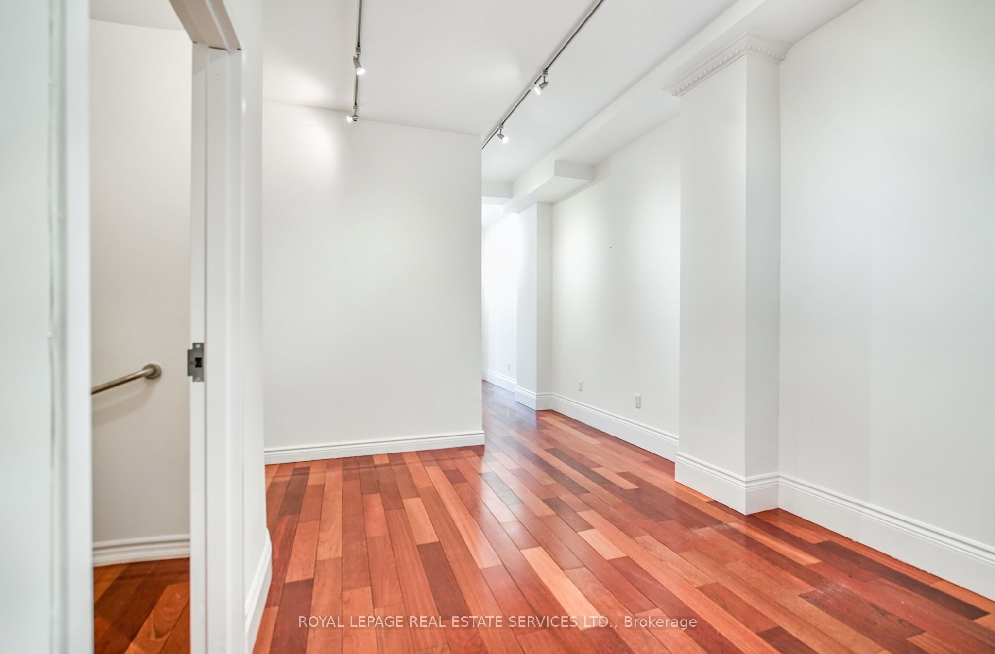 395 Pearl Street Property Photo 12