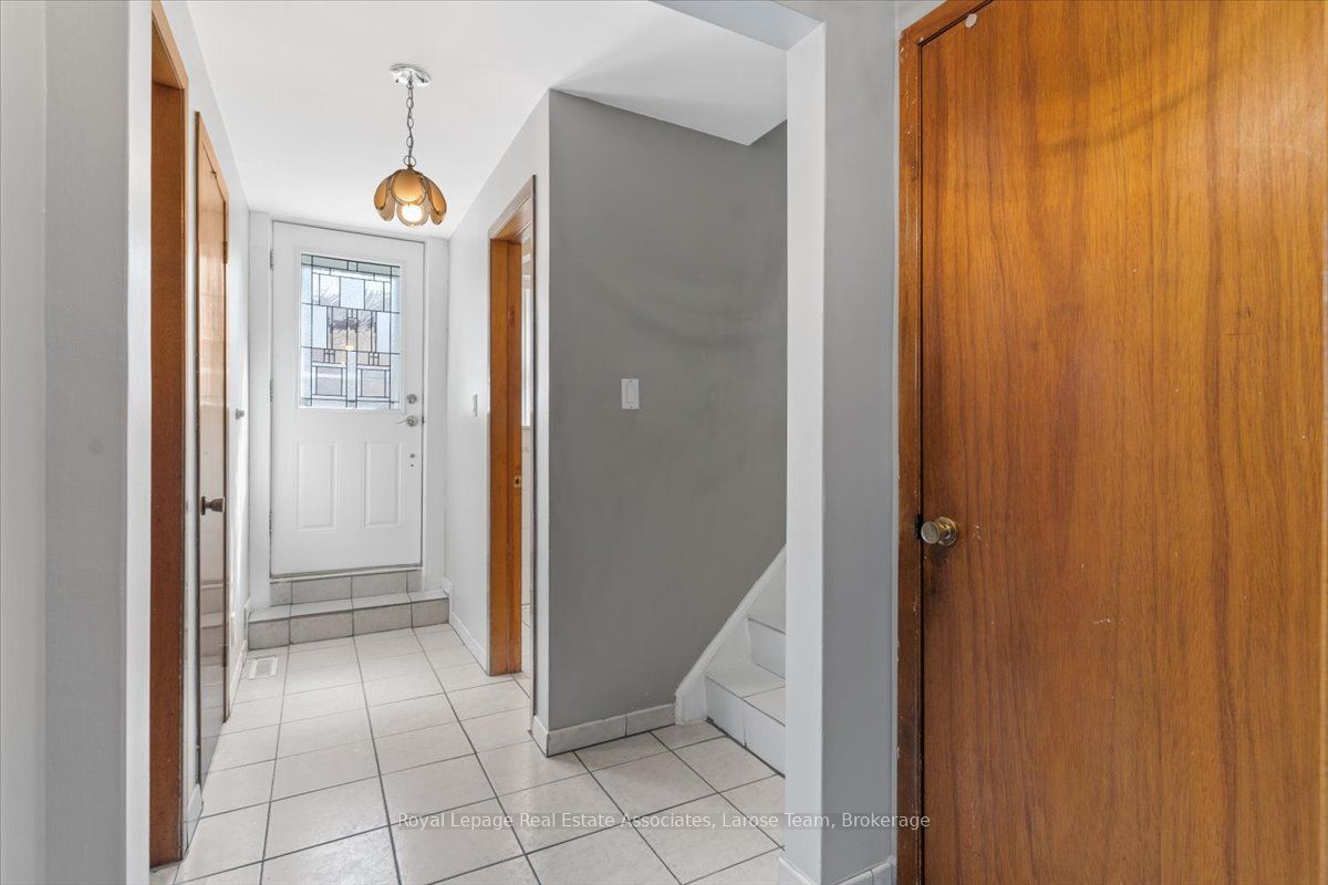 510 Ettridge Court Property Photo 18