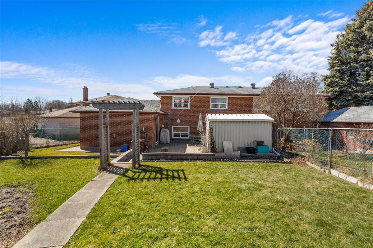 510 Ettridge Court Property Photo 29
