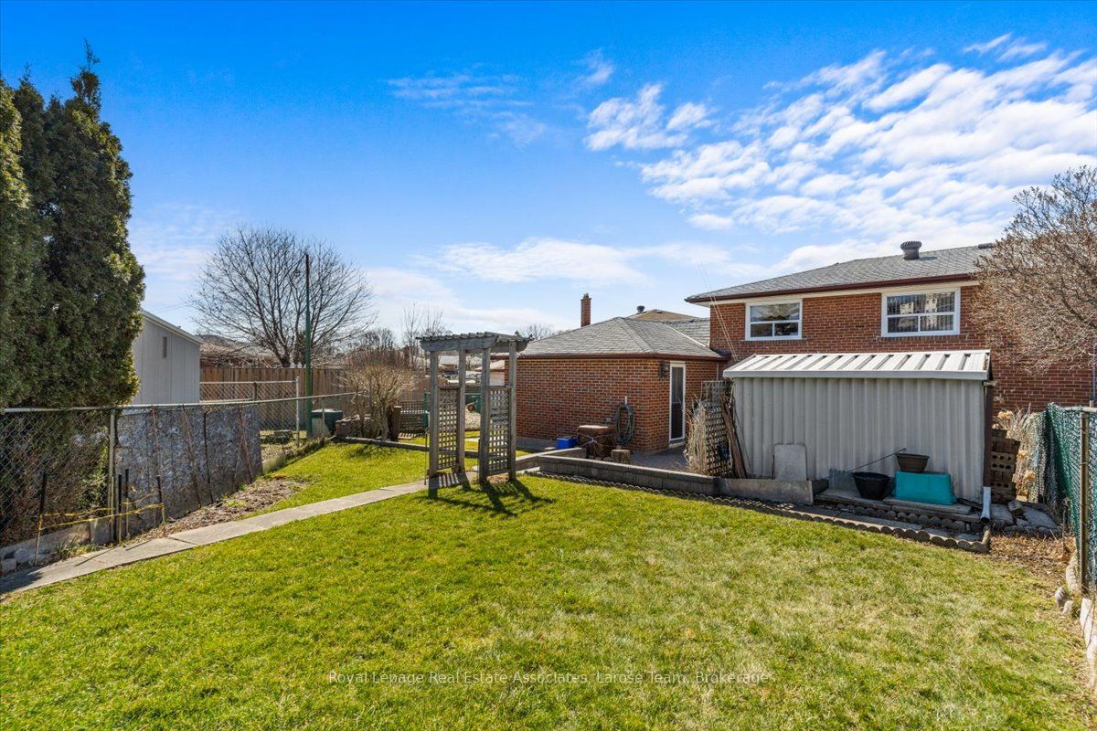 510 Ettridge Court Property Photo 30