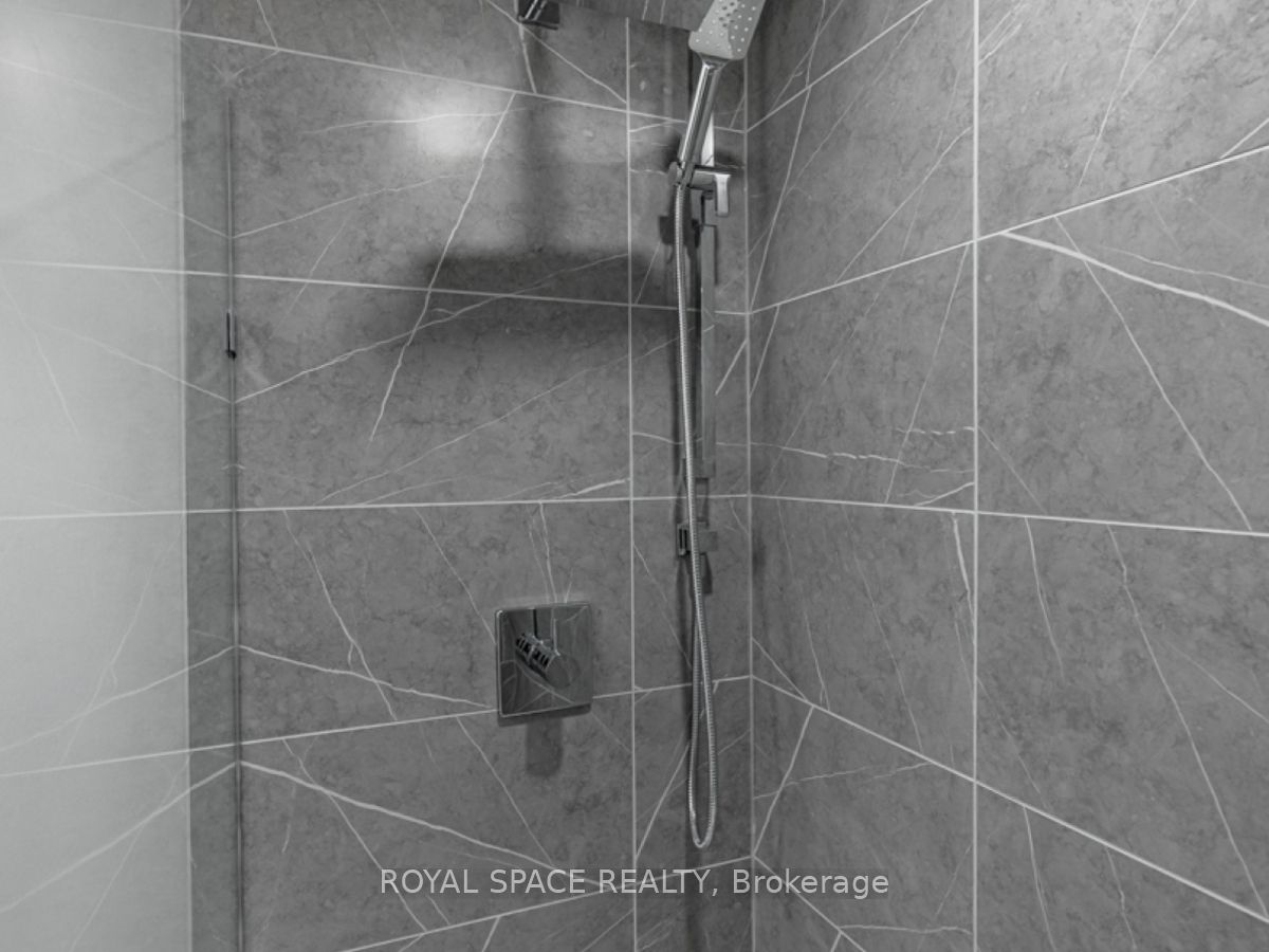 121 Whitwell Drive Property Photo 17