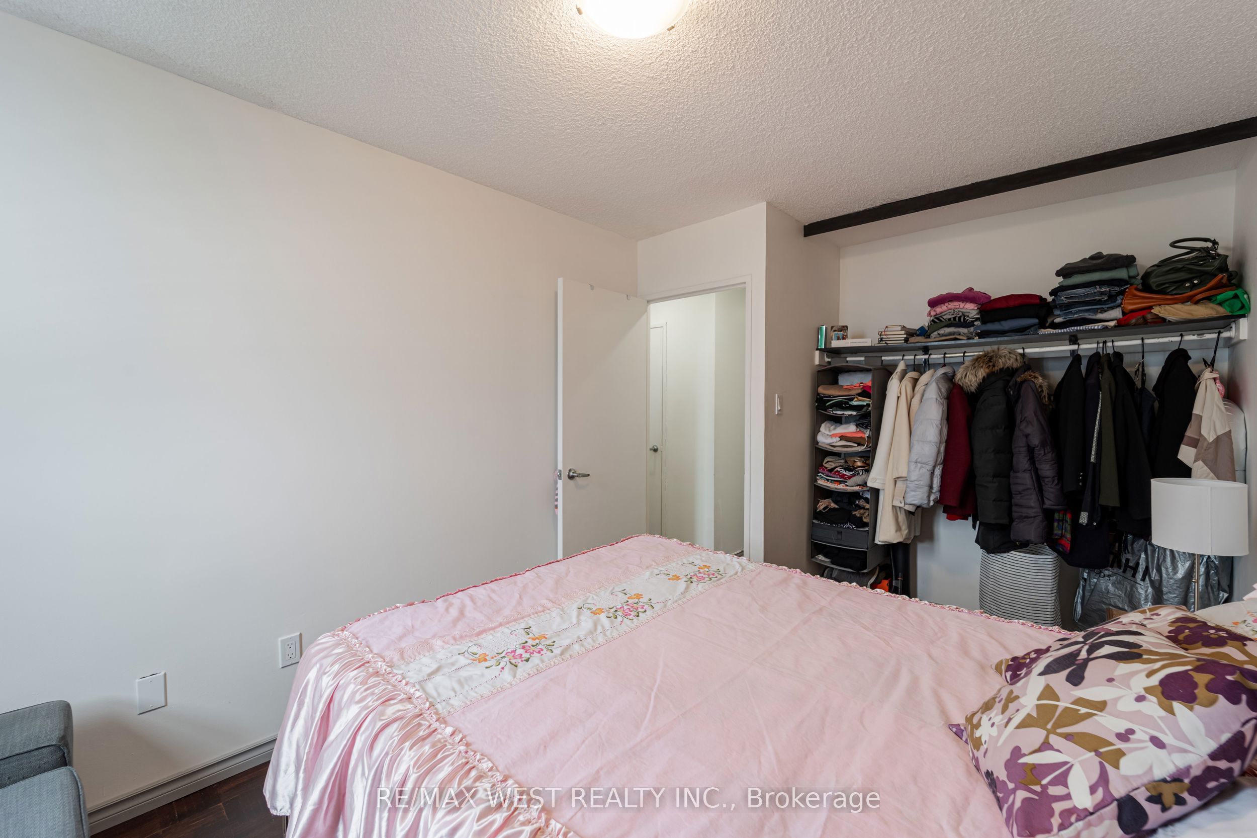 1615 Bloor Street 1001 Property Photo 24