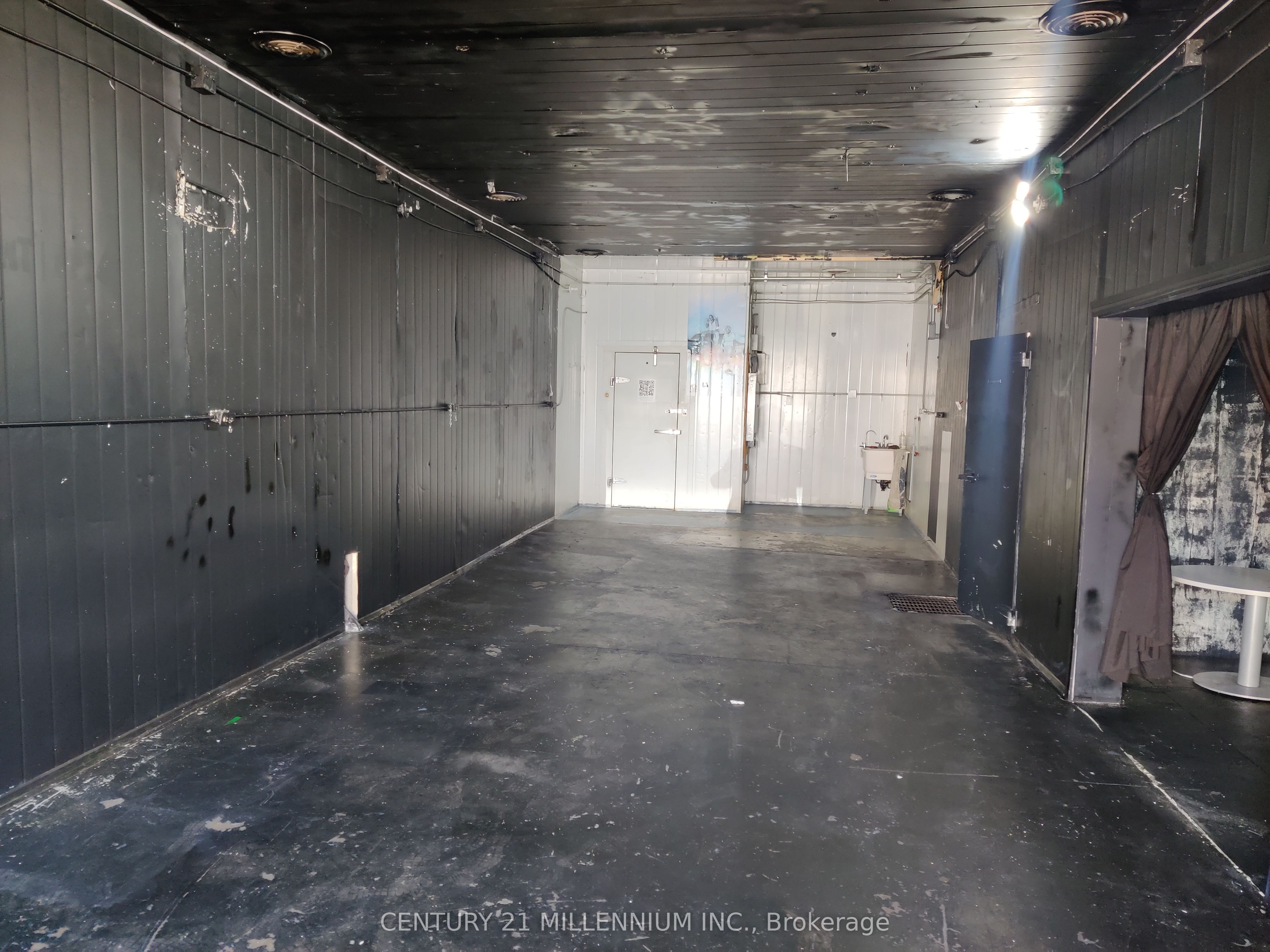 #13 - 1 Steinway Boulevard Property Photo 2