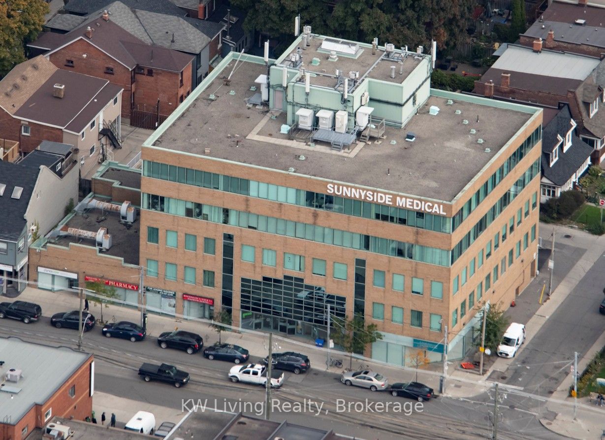 #105 - 27 Roncesvalles Avenue Property Photo 1