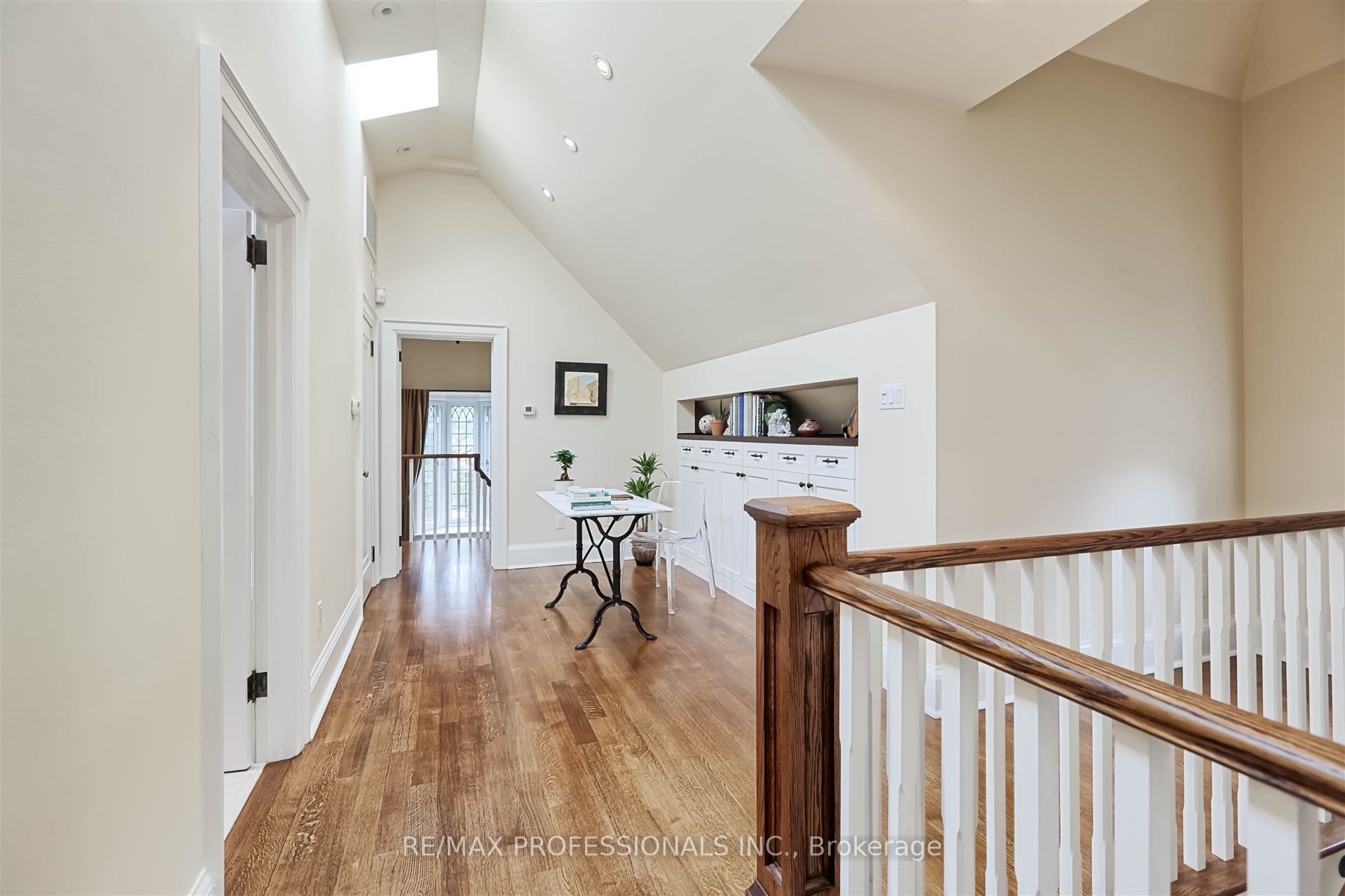 231 Grenview Boulevard Property Photo 16