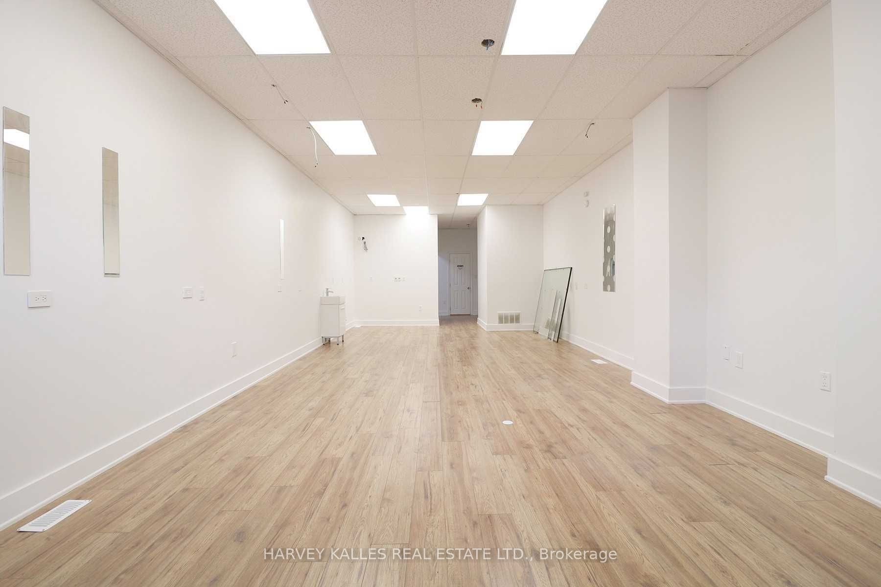1230 King Street Property Photo 2
