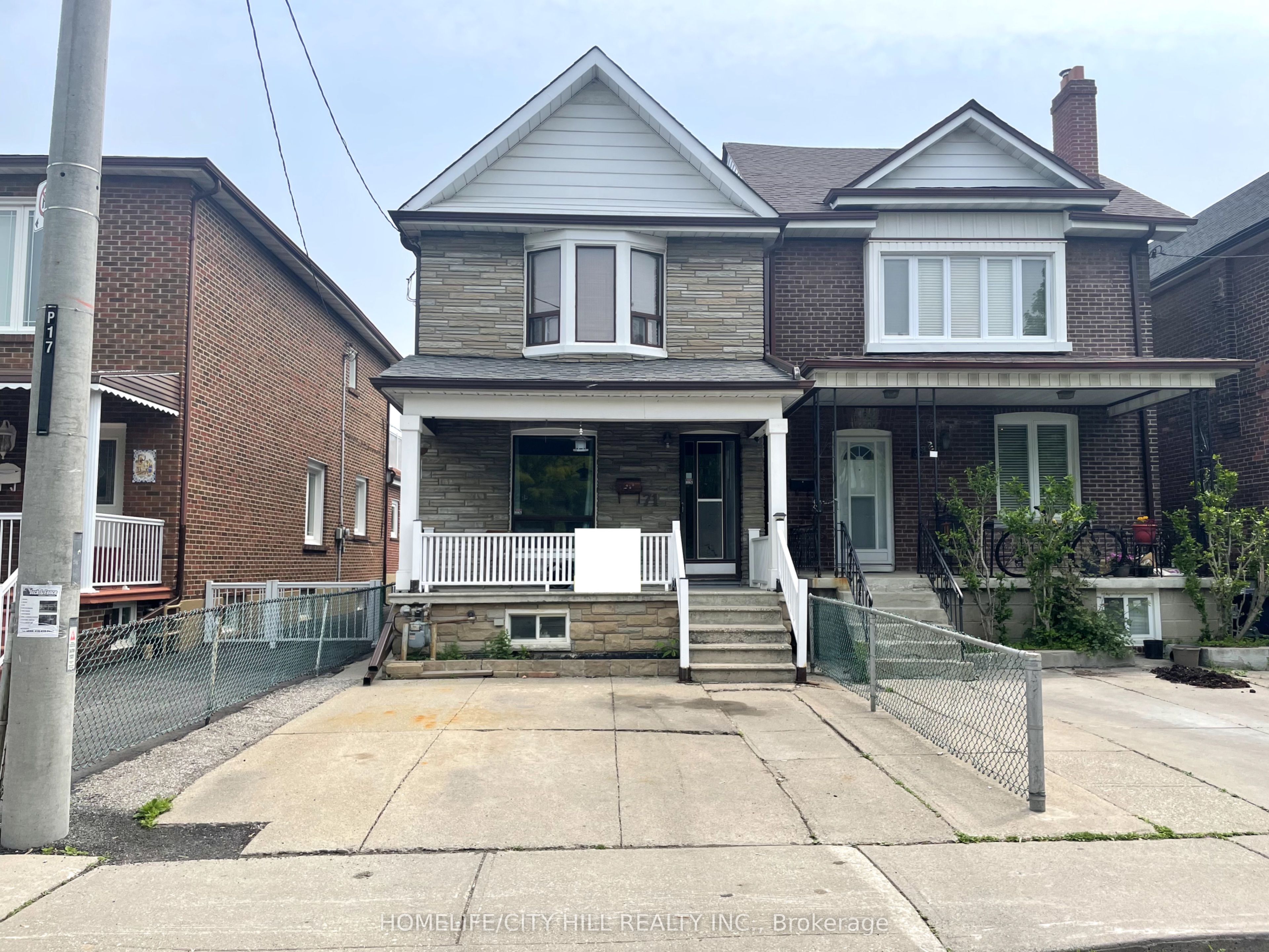 71 Russett Avenue Property Photo 2