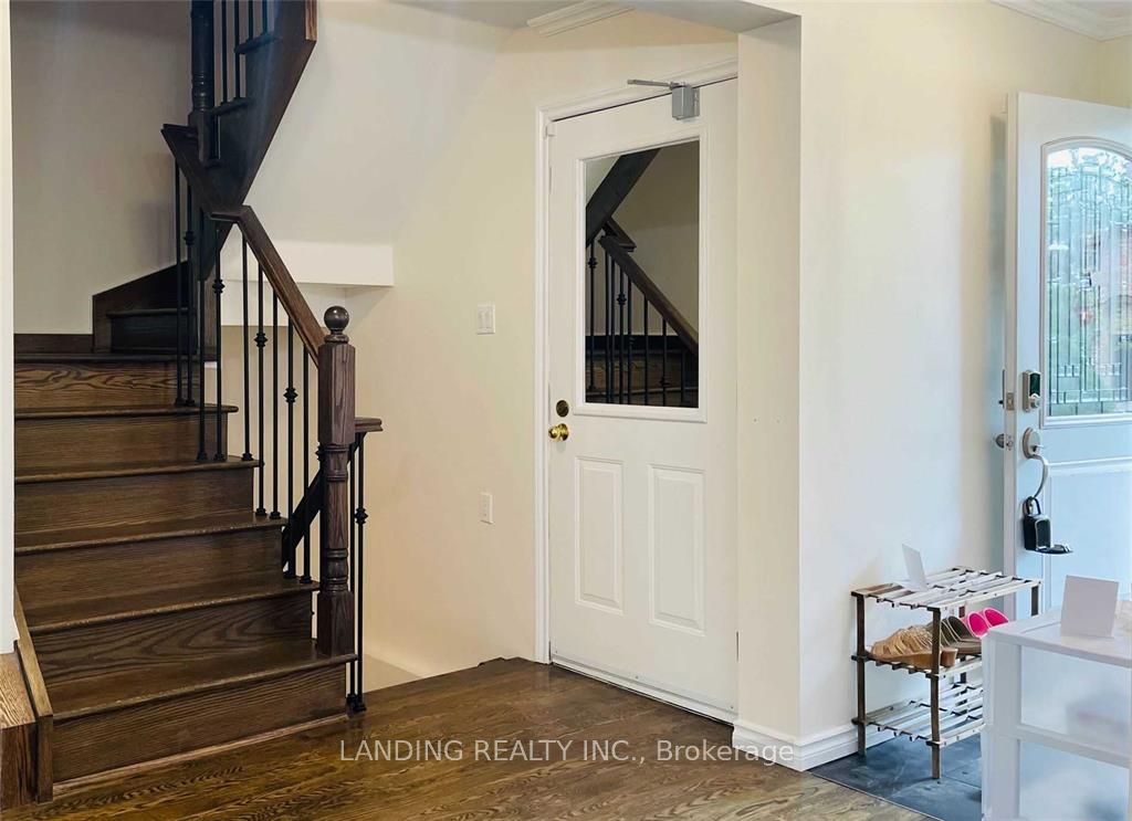 4263 Sugarbush Road Property Photo 4