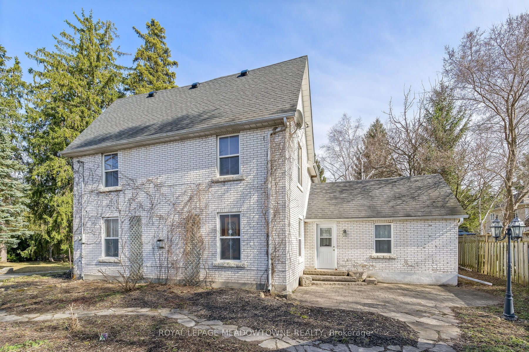 26 Confederation Street Property Photo 33
