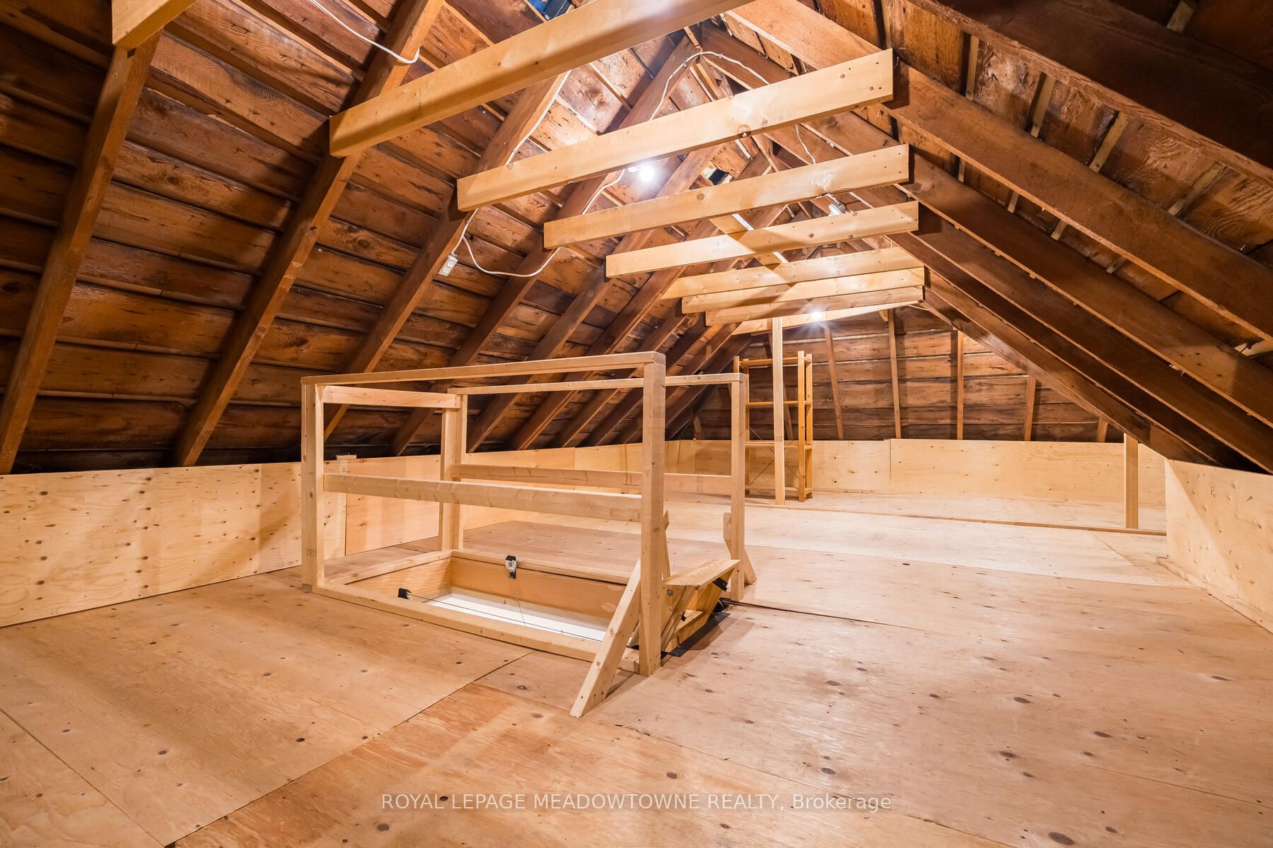 26 Confederation Street Property Photo 36