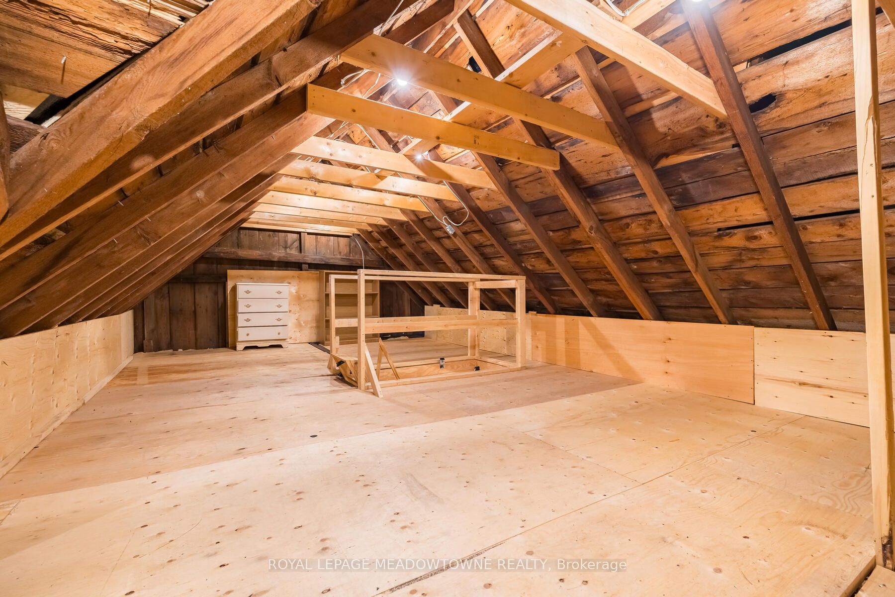 26 Confederation Street Property Photo 37