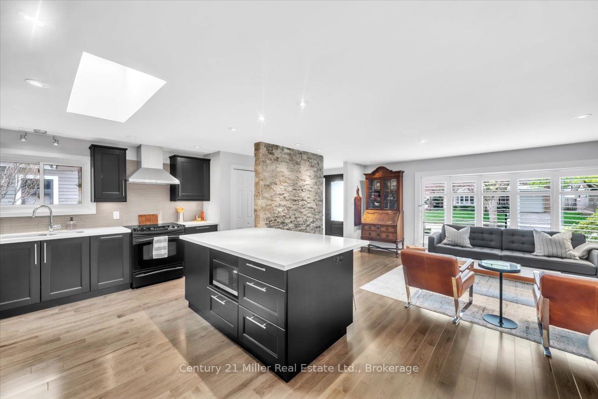 2301 Devon Road Property Photo 12