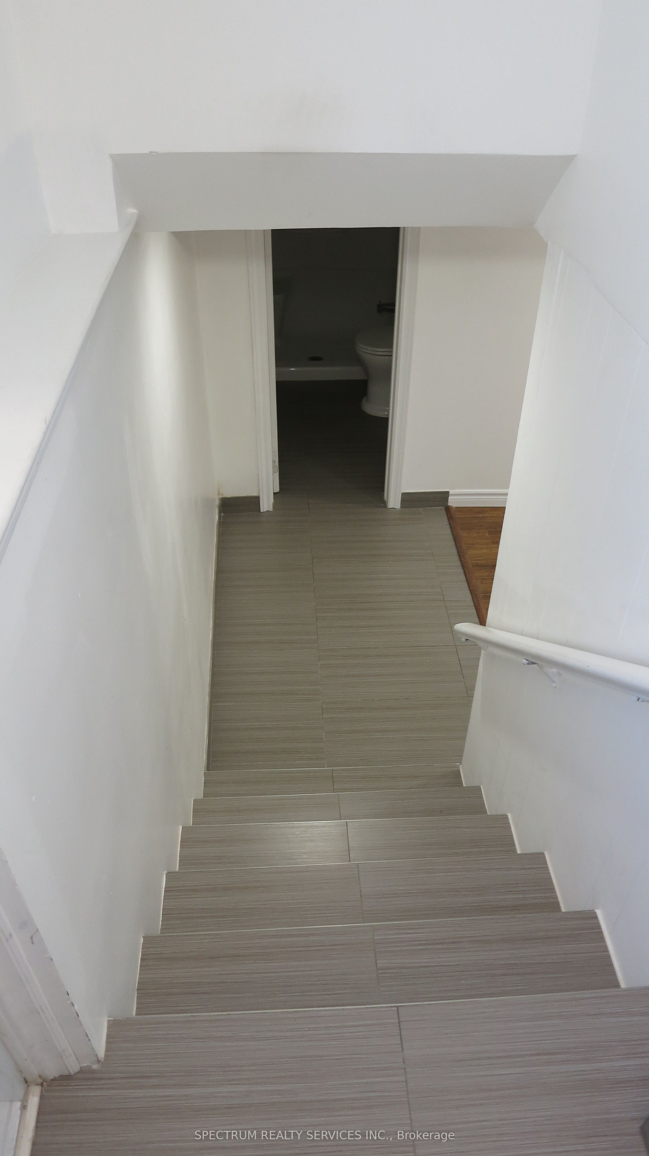 639 Third Street Bsmt Property Photo 2