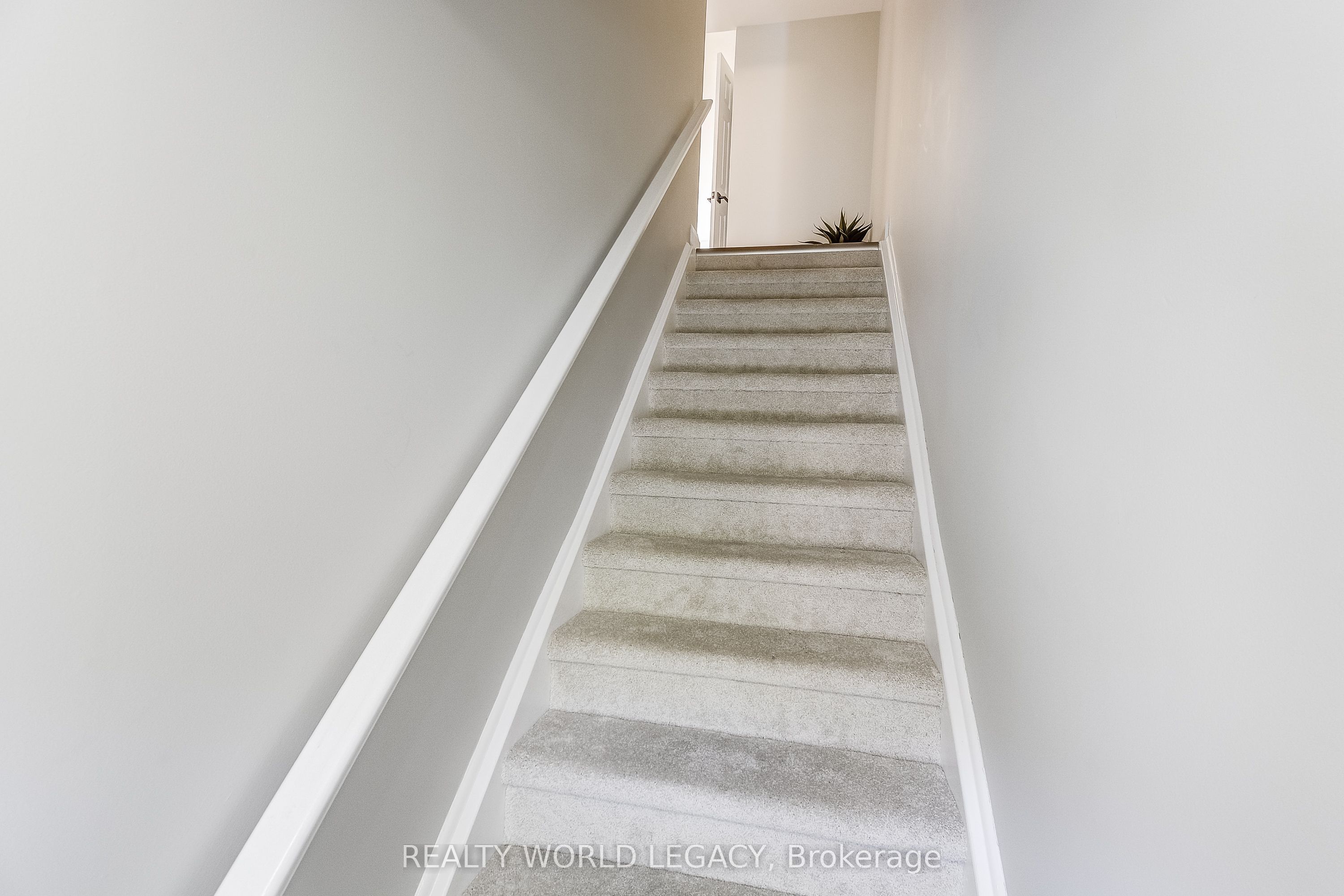 2055 Walker's Line 240 Property Photo 7