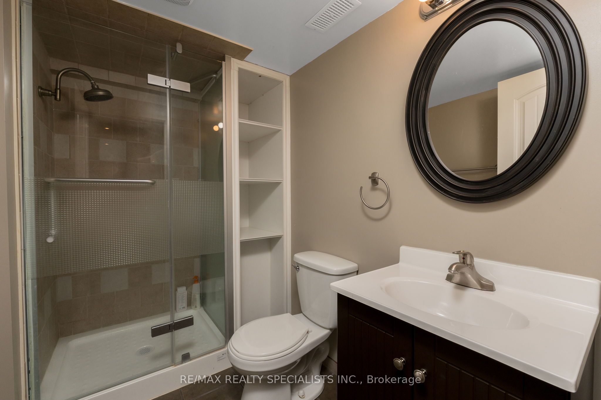 4 Bonnette Street Property Photo 39