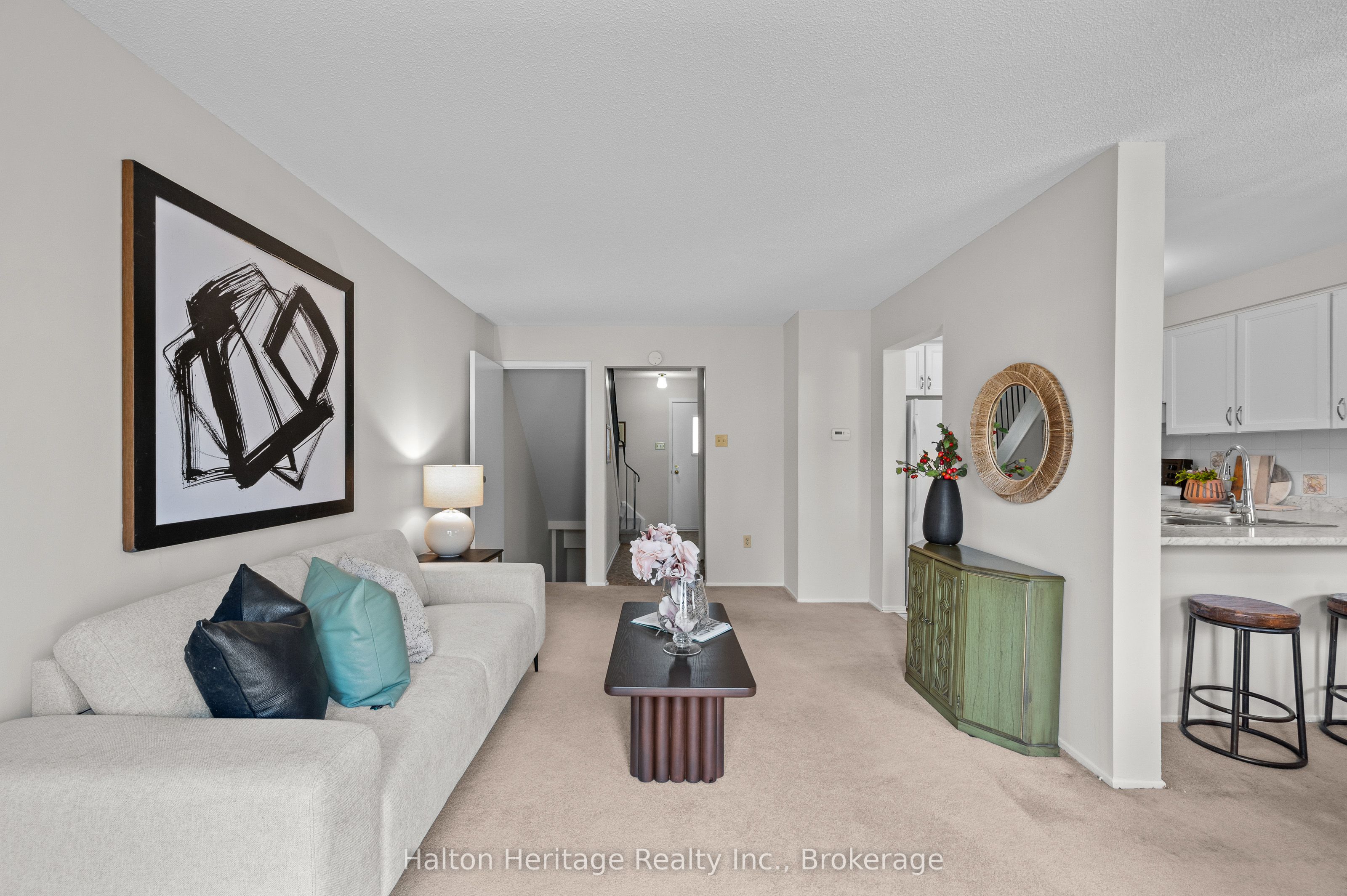 #71 - 1556 Lancaster Drive Property Photo 13