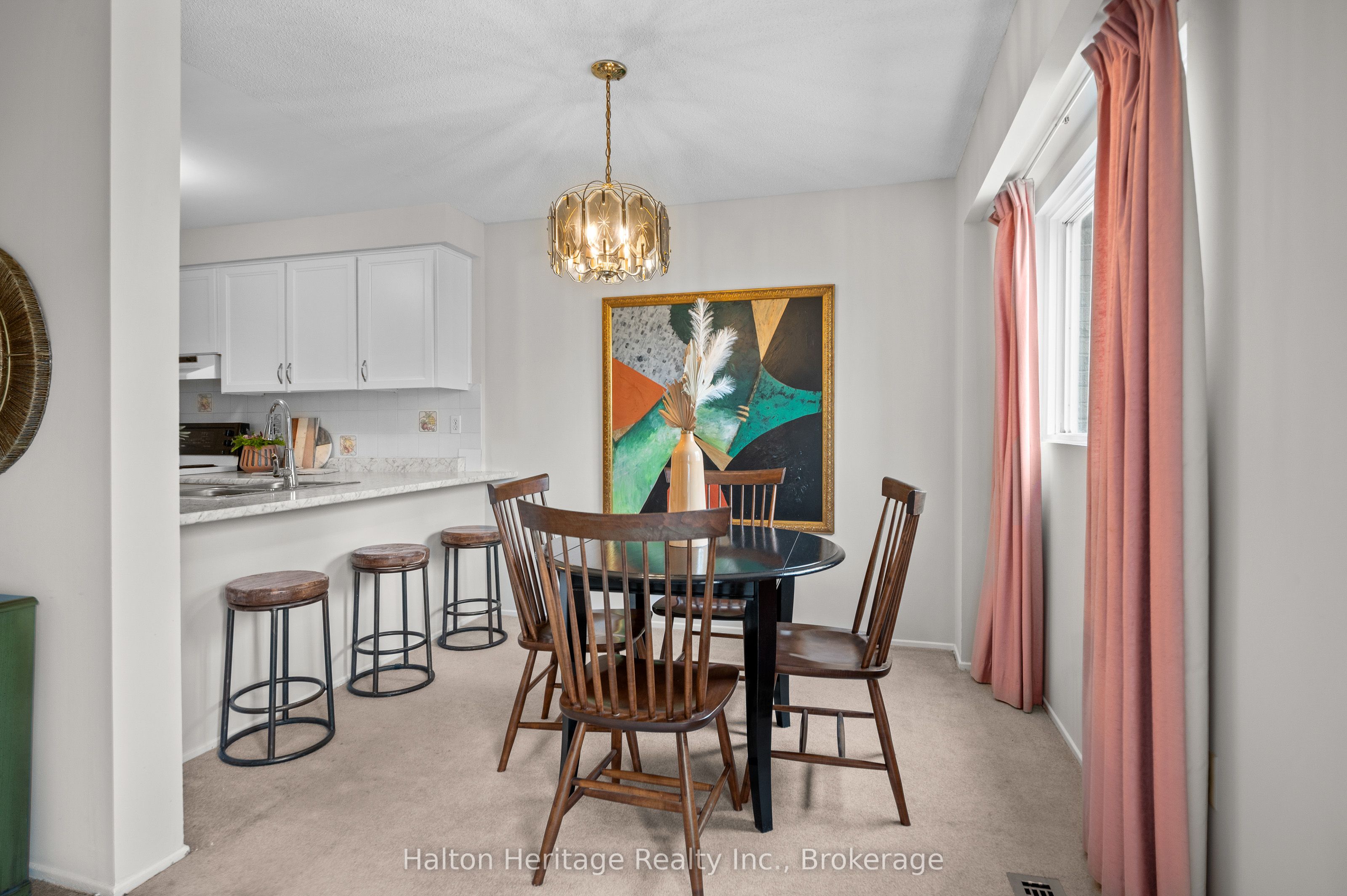 #71 - 1556 Lancaster Drive Property Photo 15