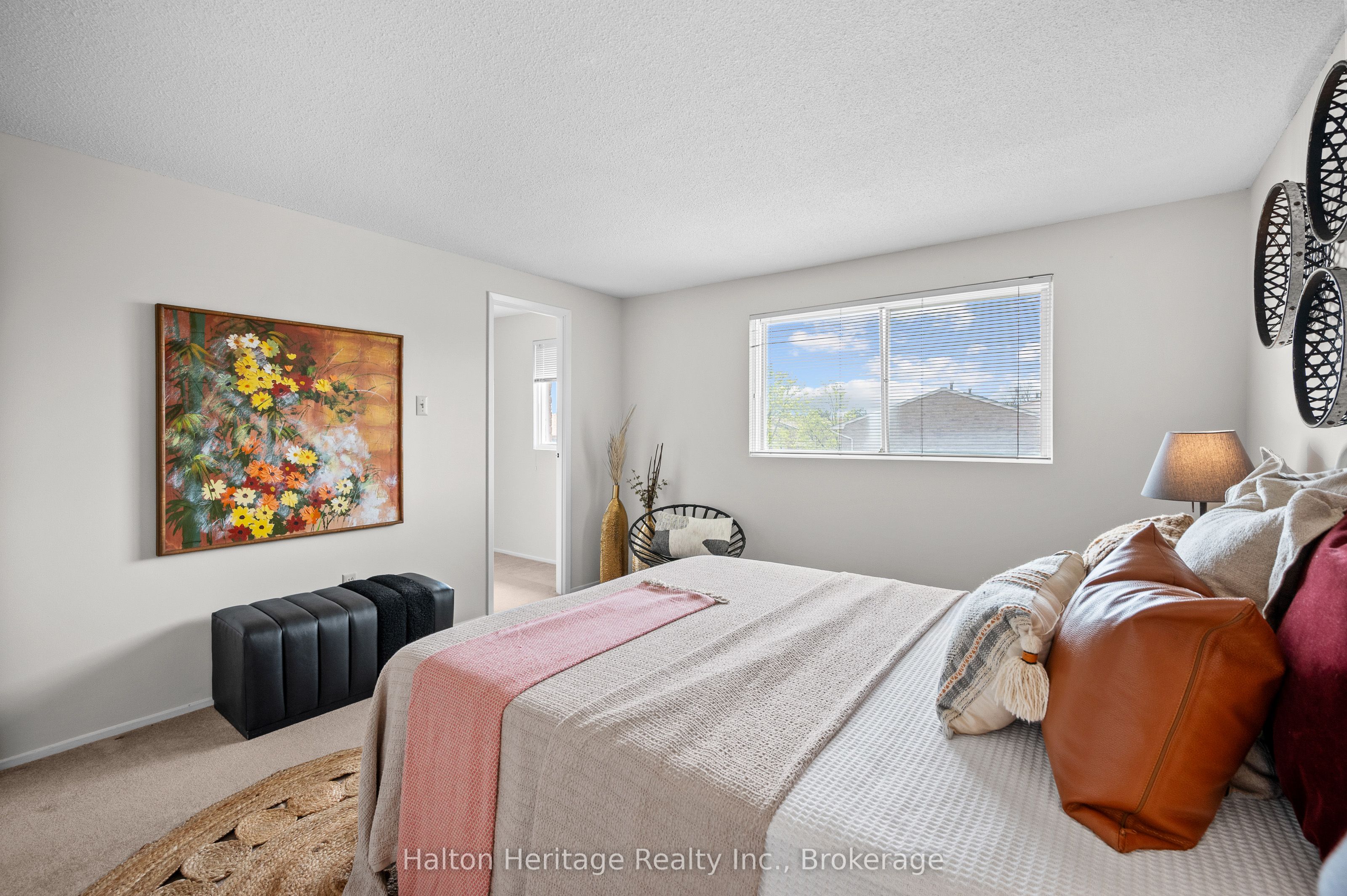 #71 - 1556 Lancaster Drive Property Photo 26