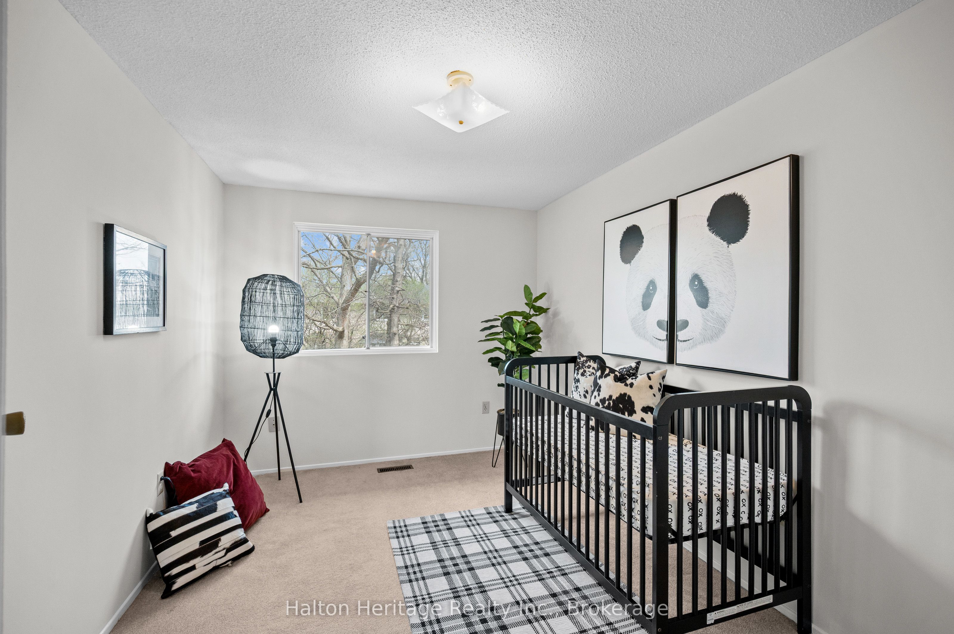 #71 - 1556 Lancaster Drive Property Photo 30