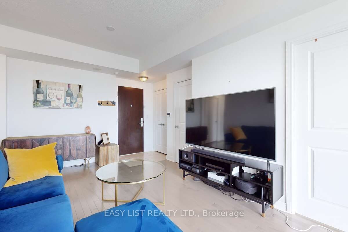 50 Absolute Avenue 3801 Property Photo 5