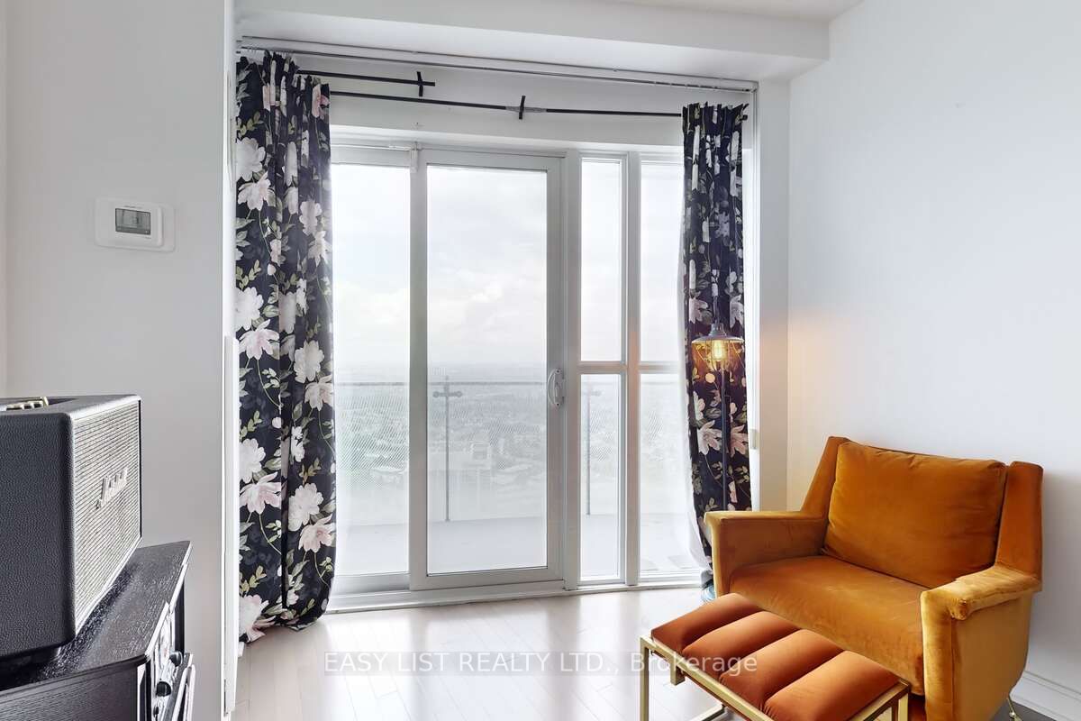 50 Absolute Avenue 3801 Property Photo 6