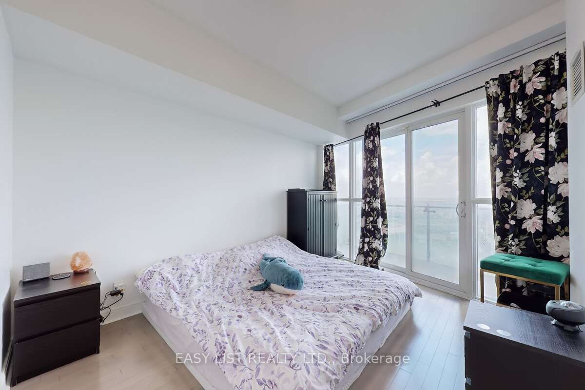 50 Absolute Avenue 3801 Property Photo 14